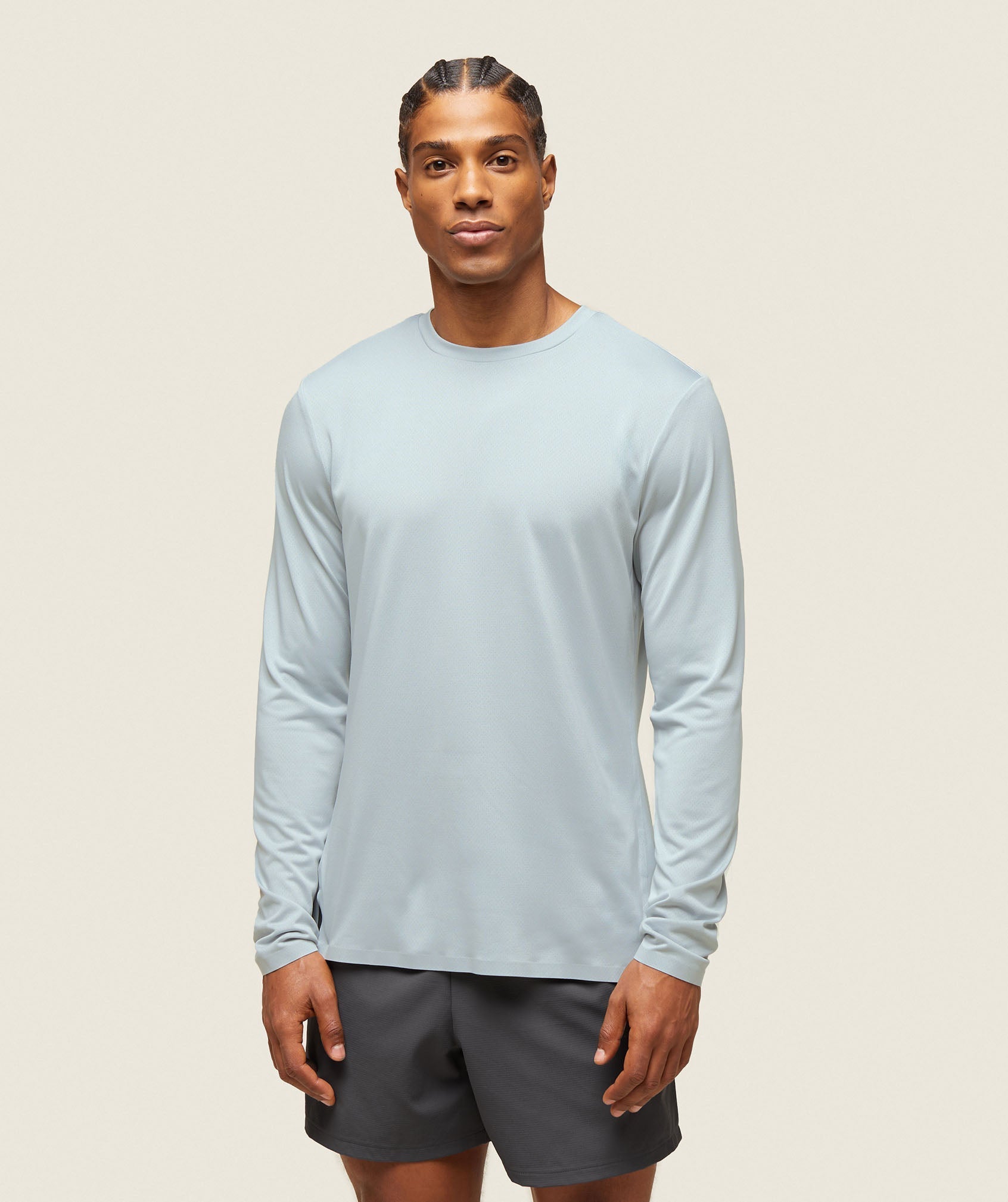 gymshark-everywear-tech-long-sleeve-tee-ice-grey-s224