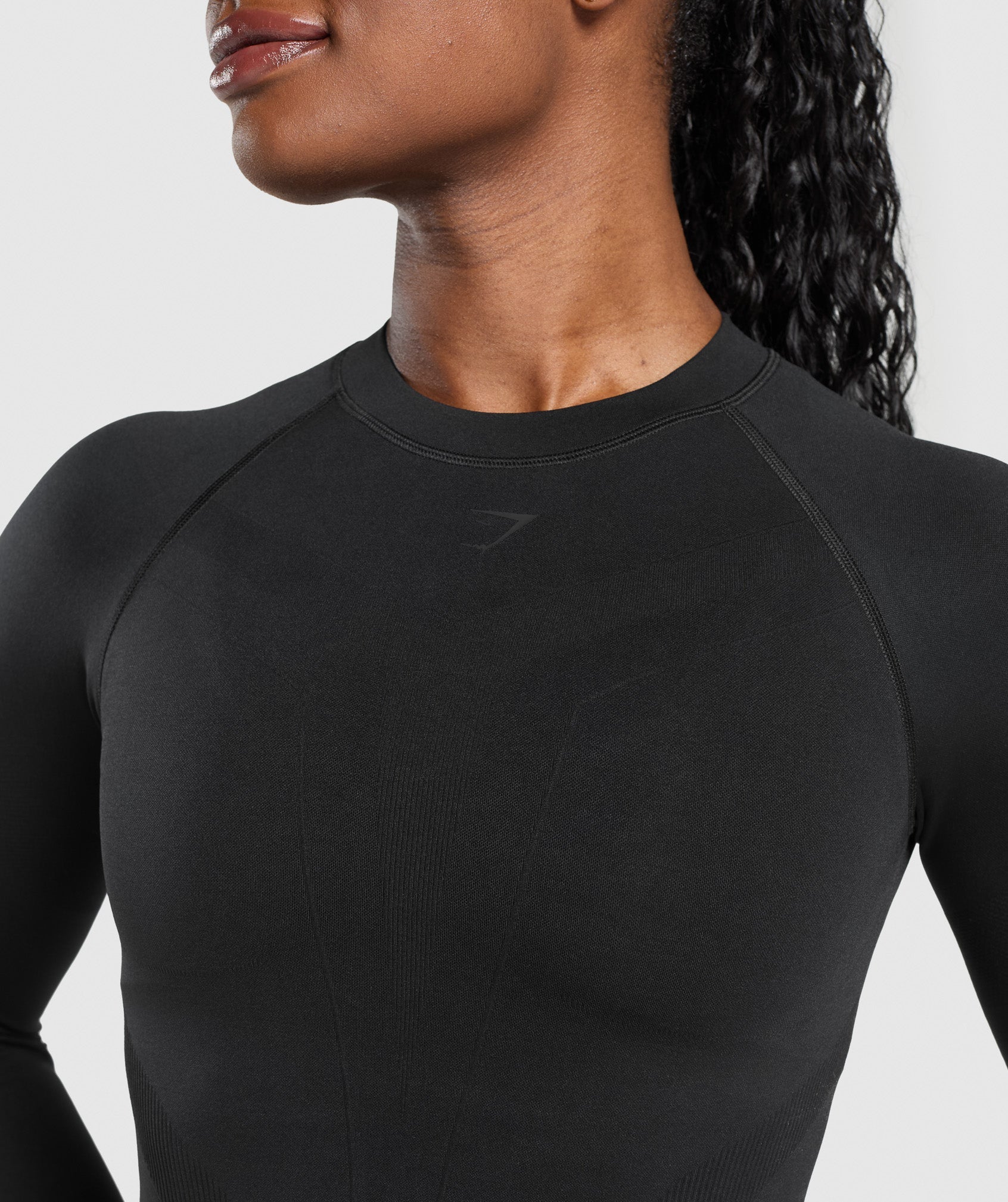 gymshark-activate-long-sleeve-top-black-ss24