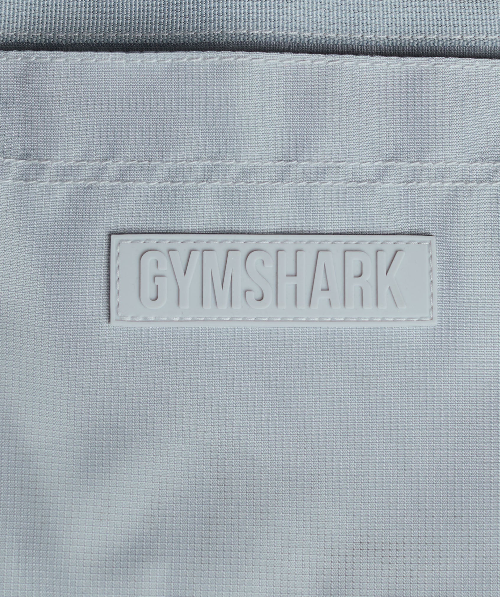 gymshark-active-holdall-medium-ice-grey-aw24