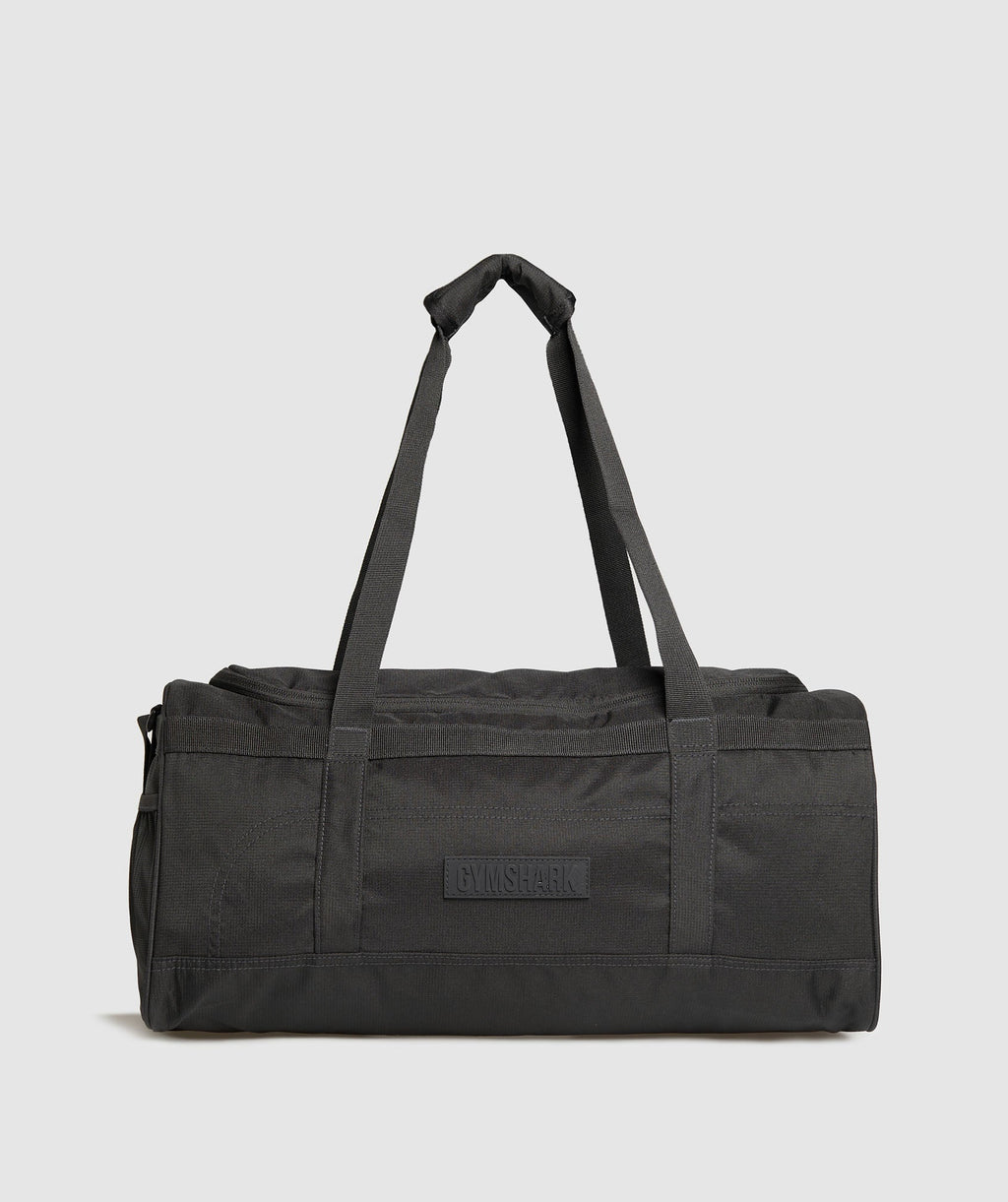 gymshark-active-holdall-small-black-aw24