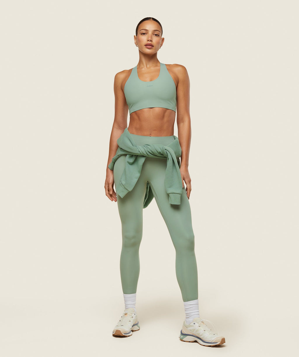 gymshark-everywear-active-sports-bra-dollar-green-ss24