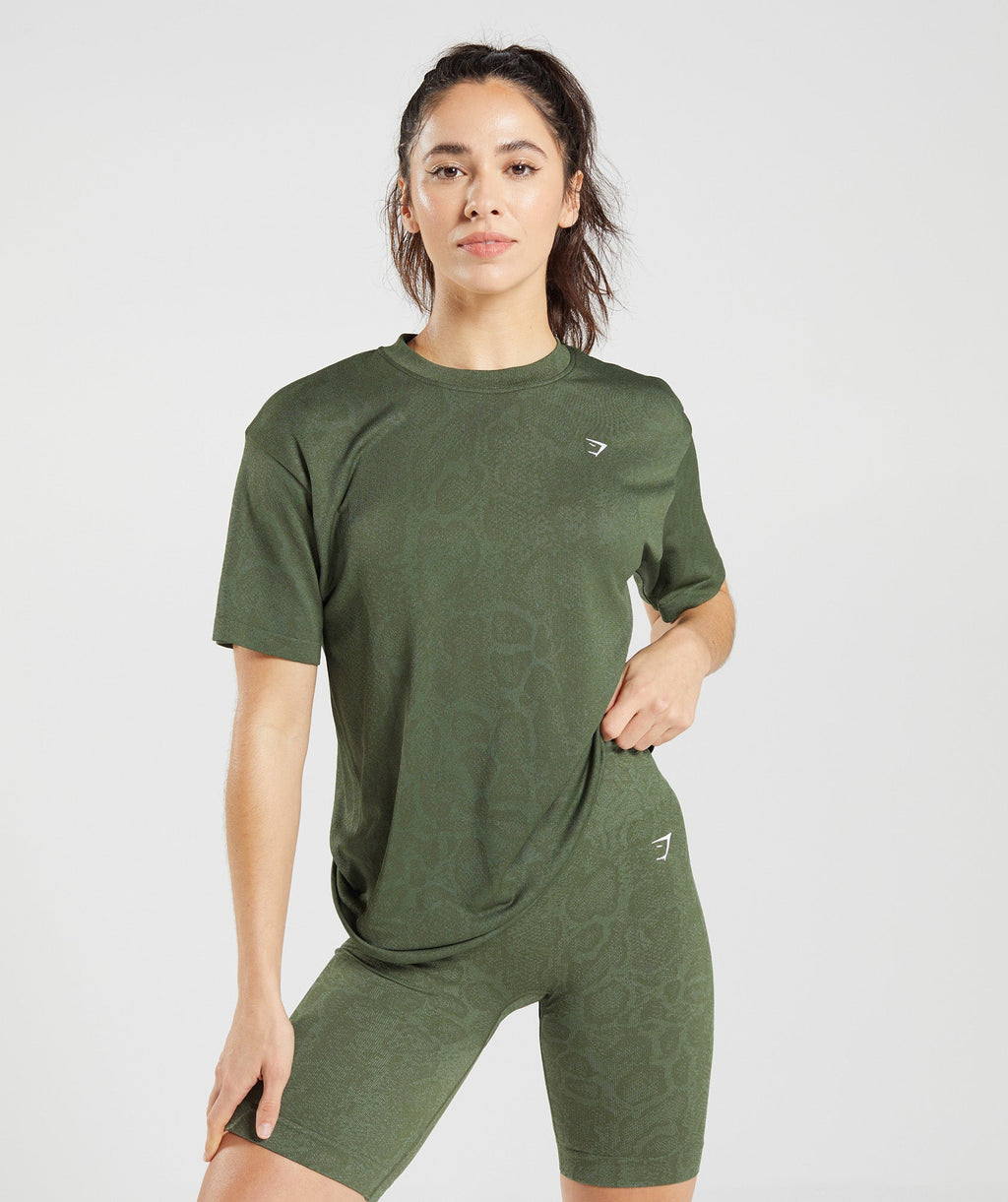 gymshark-adapt-animal-seamless-t-shirt-willow-green-core-olive-ss23