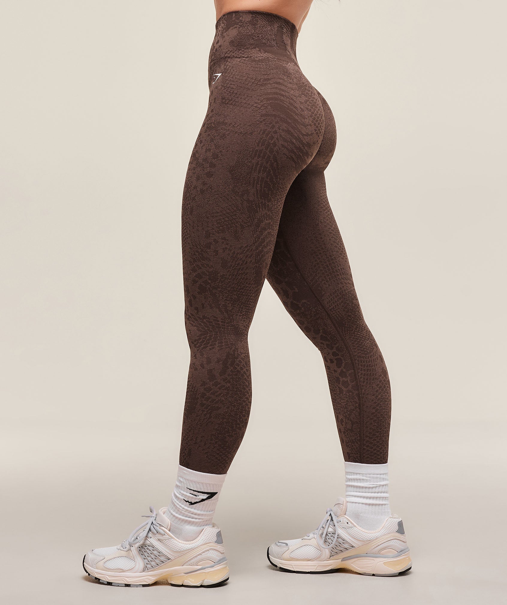 gymshark-adapt-x-whitney-animal-seamless-leggings-brown-ss25
