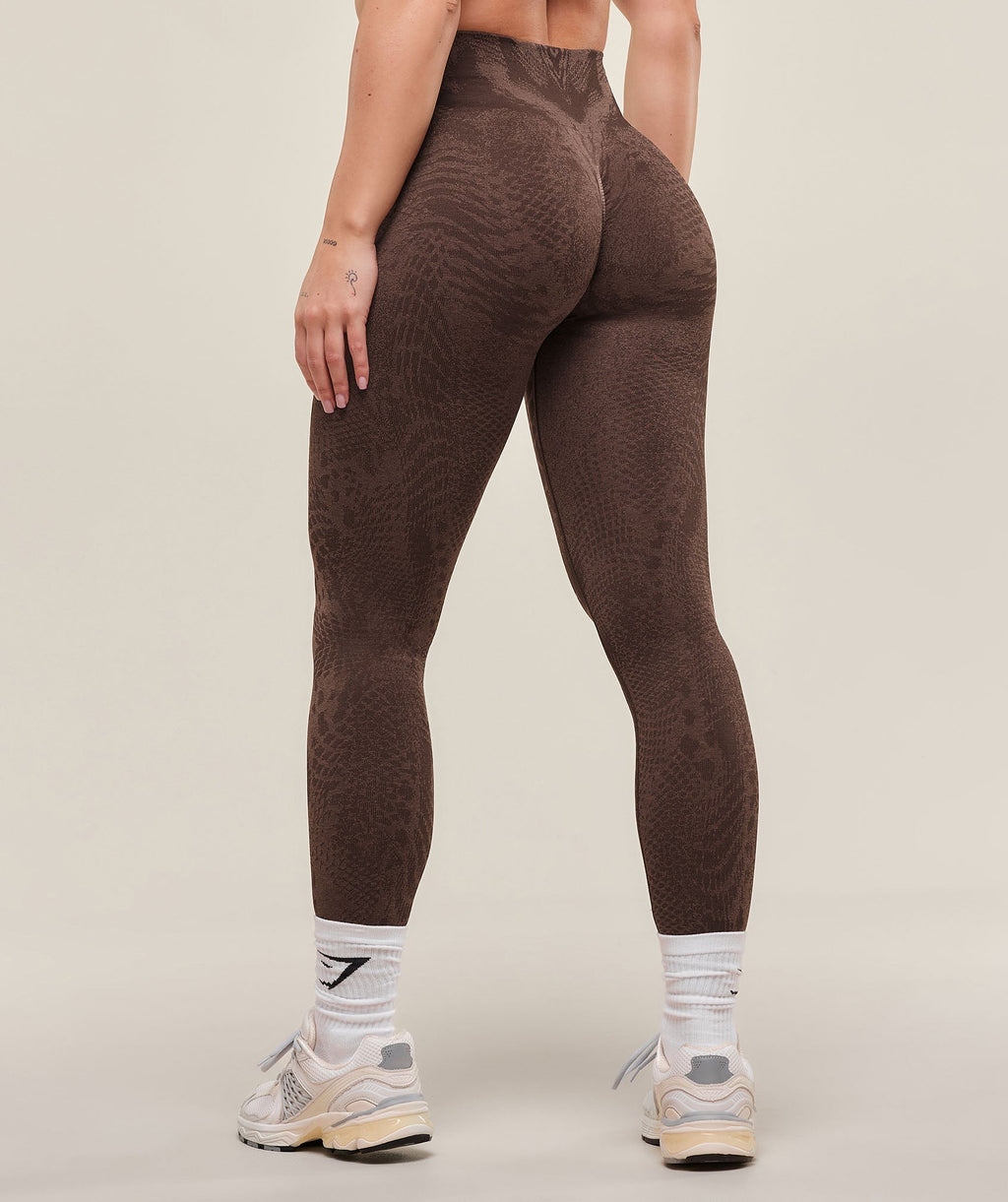 gymshark-adapt-x-whitney-animal-seamless-leggings-brown-ss25