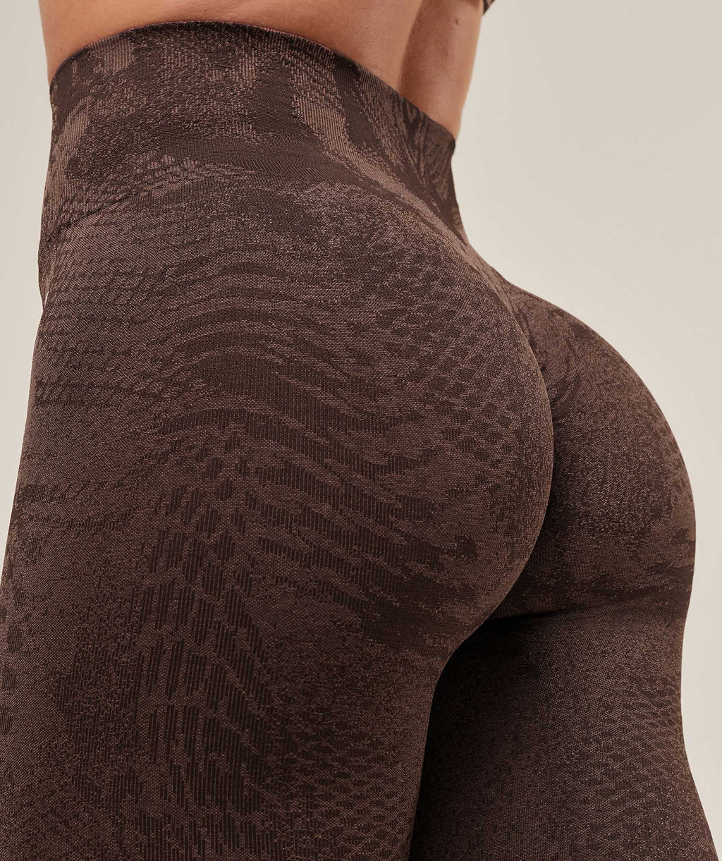gymshark-adapt-x-whitney-animal-seamless-leggings-brown-ss25