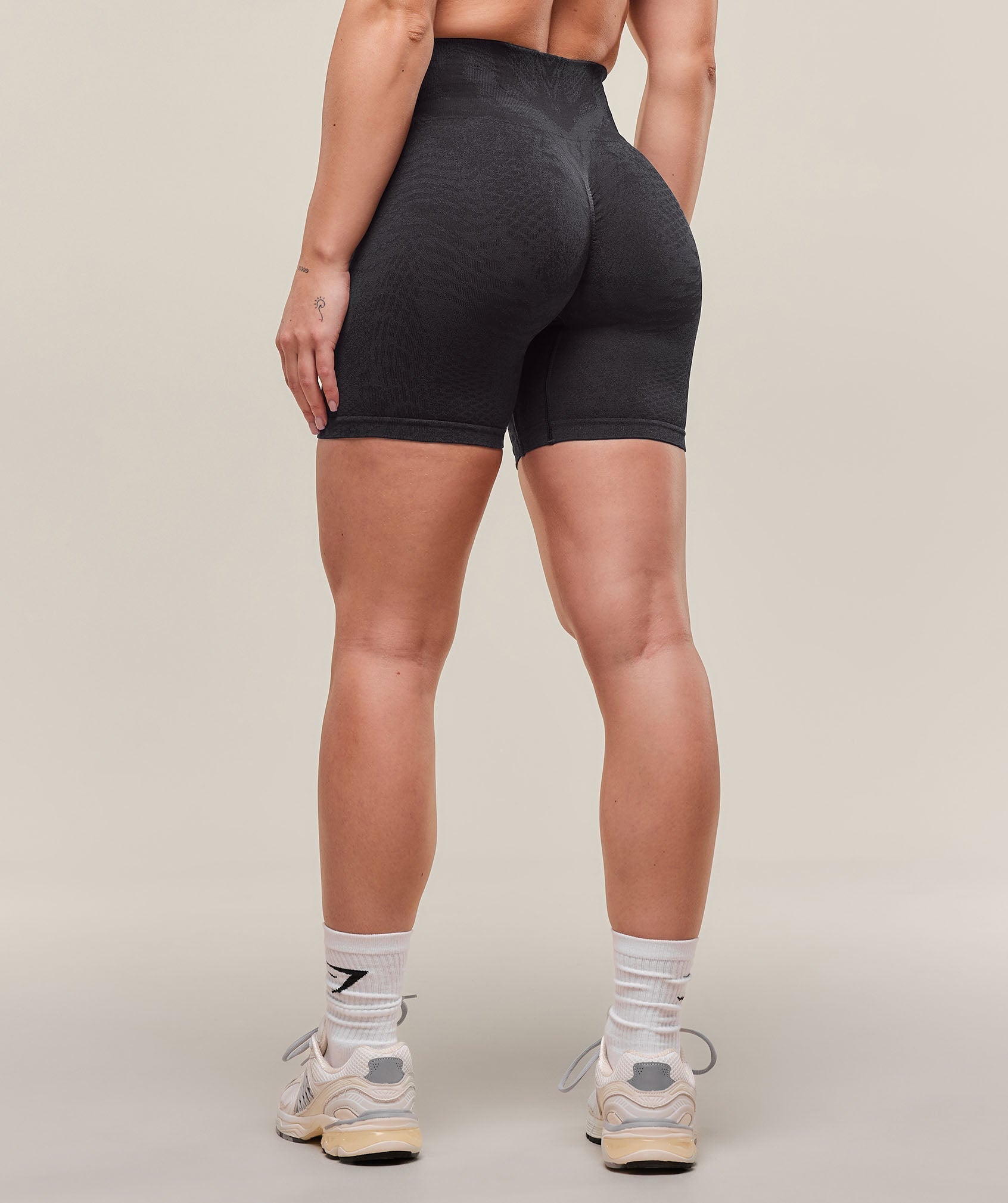 gymshark-adapt-x-whitney-animal-seamless-shorts-asphalt-grey-black-ss25