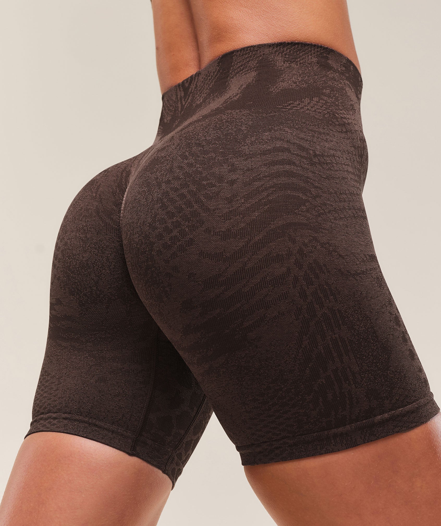 gymshark-adapt-x-whitney-animal-seamless-shorts-soft-brown-archive-brown-ss25