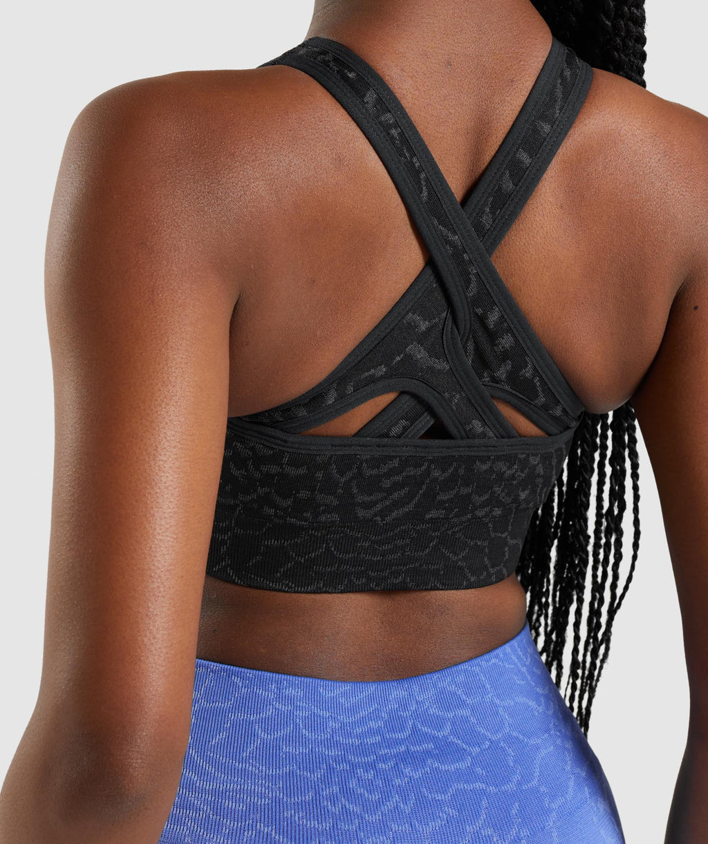 gymshark-adapt-animal-seamless-sports-bra-black-ss22