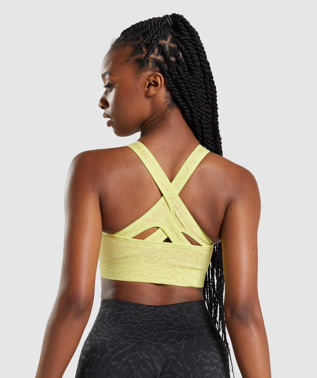 gymshark-adapt-animal-seamless-sports-bra-firefly-yellow-ss22
