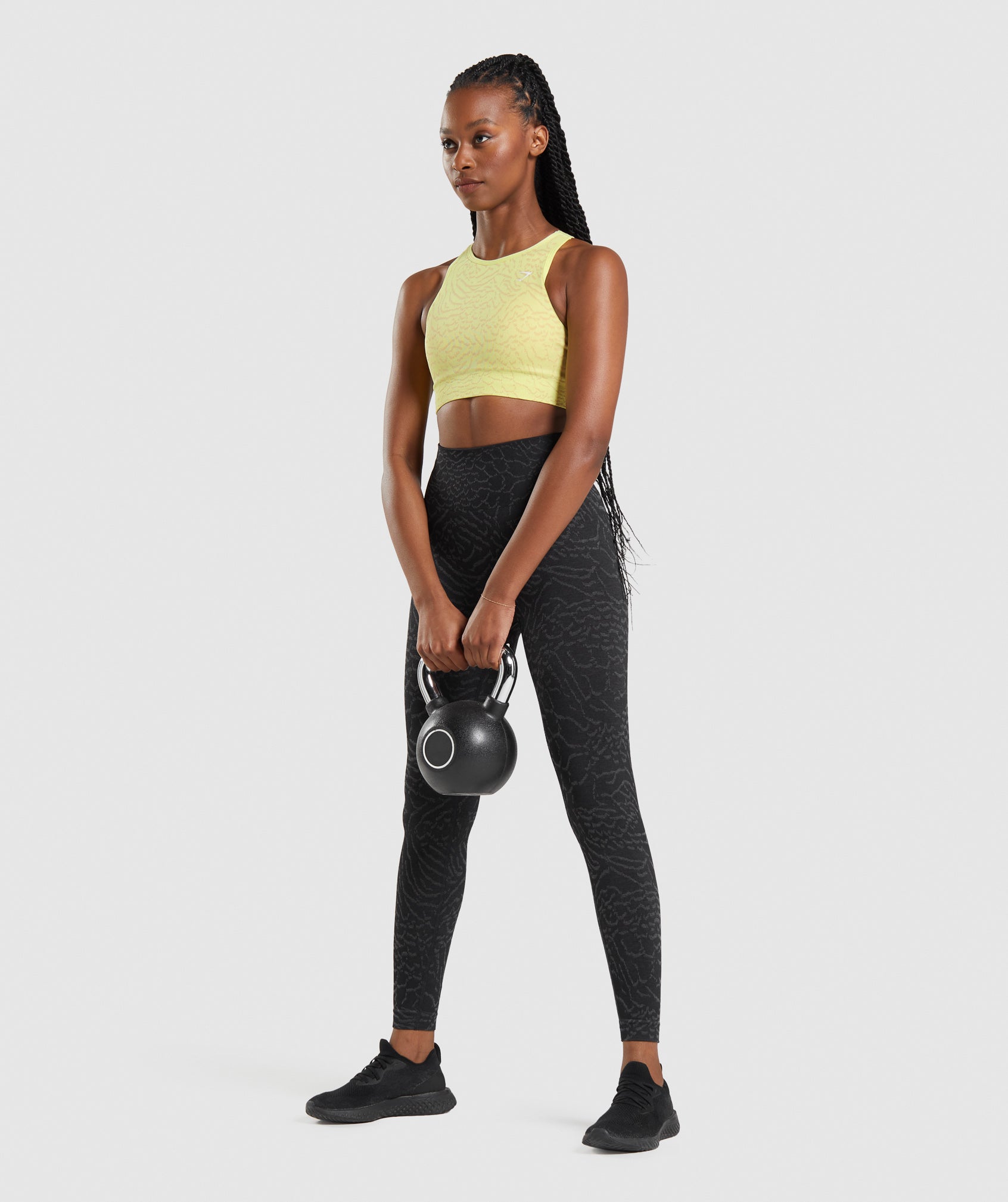 gymshark-adapt-animal-seamless-sports-bra-firefly-yellow-ss22