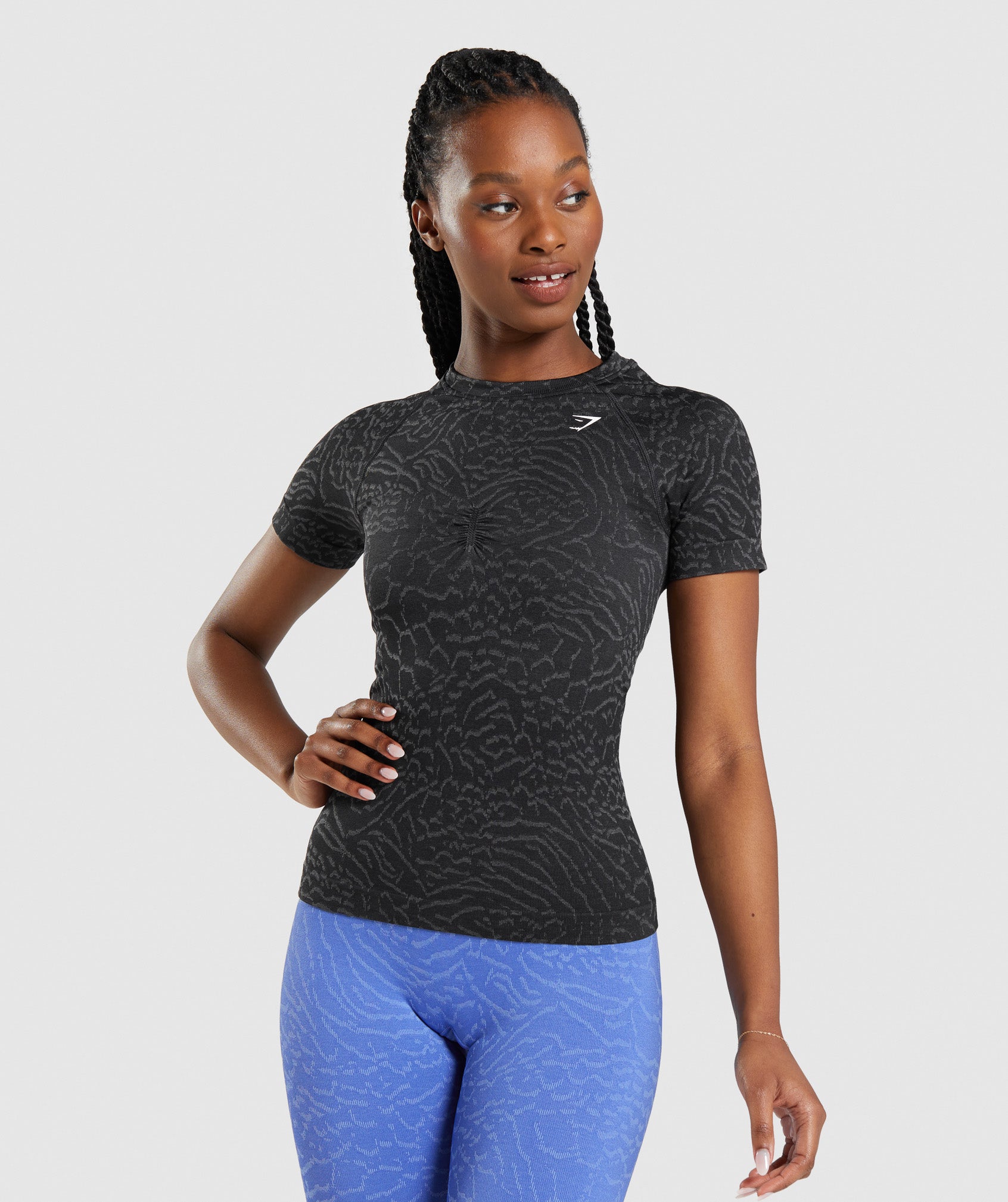 gymshark-adapt-animal-seamless-t-shirt-black-ss22