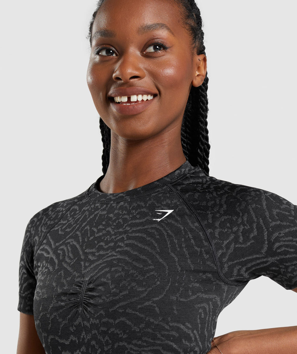gymshark-adapt-animal-seamless-t-shirt-black-ss22