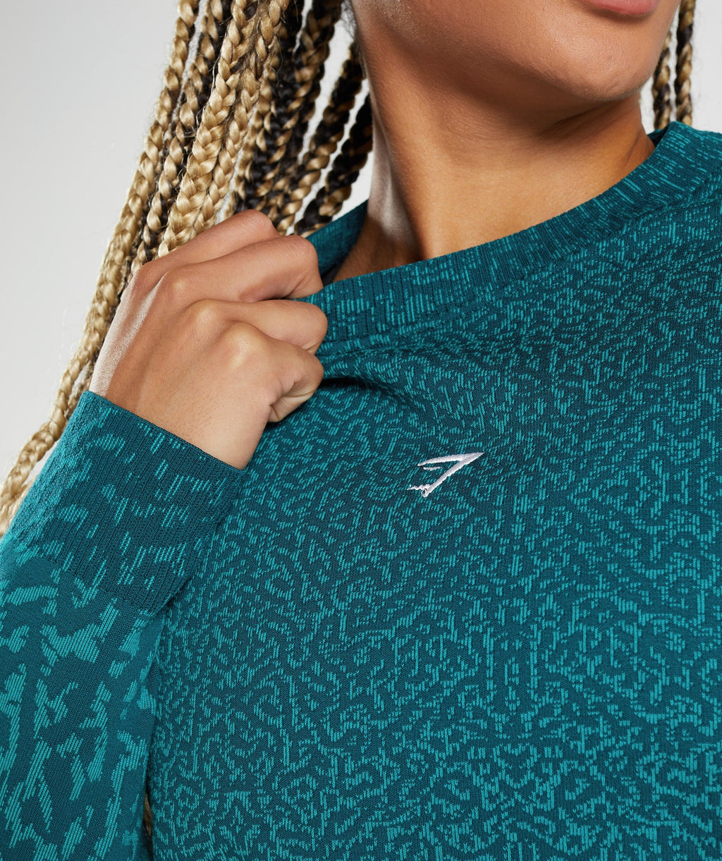 gymshark-adapt-animal-sweatshirt-reef-winter-teal-aw22