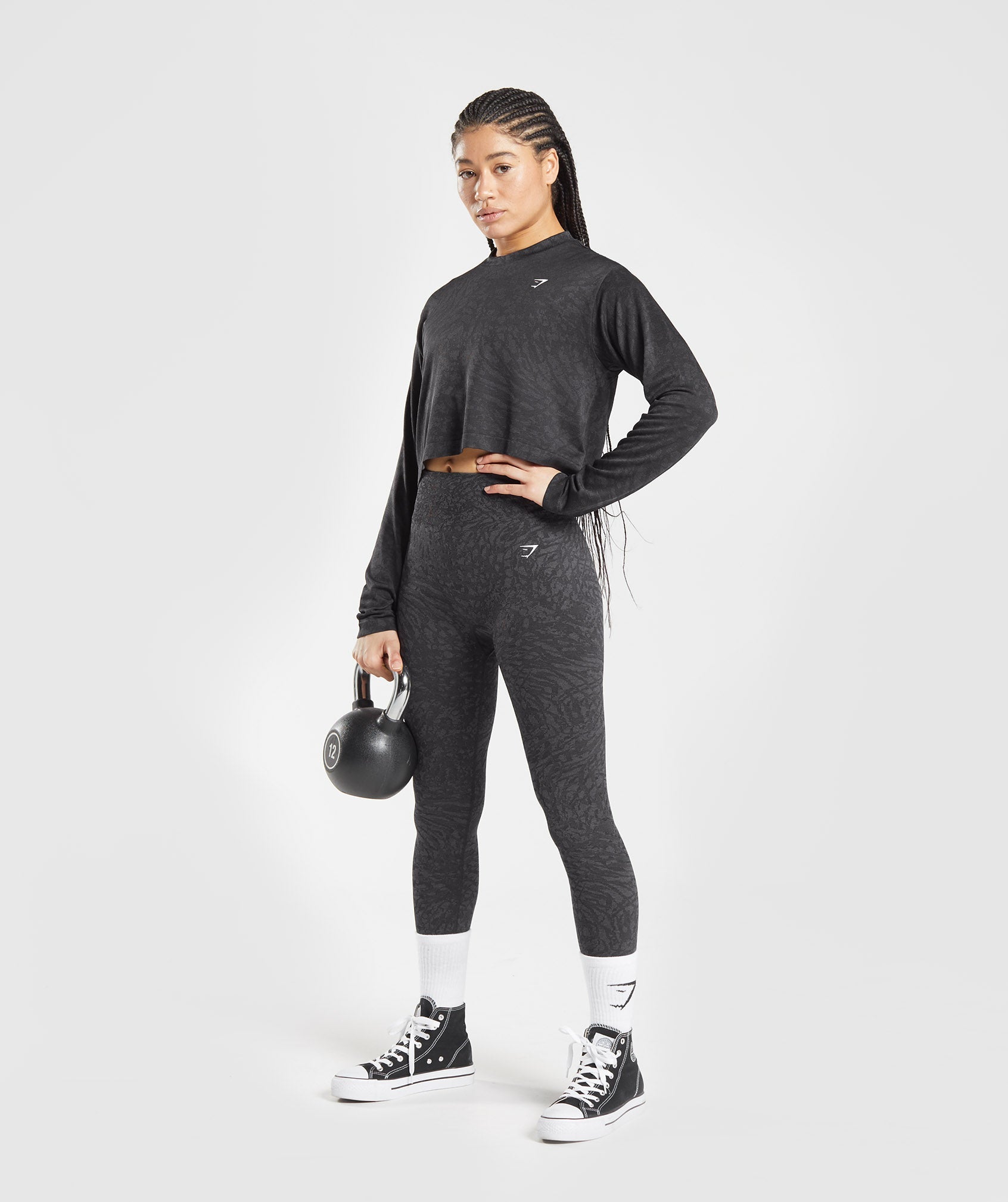 gymshark-adapt-animal-seamless-long-sleeve-top-wild-black-aw22
