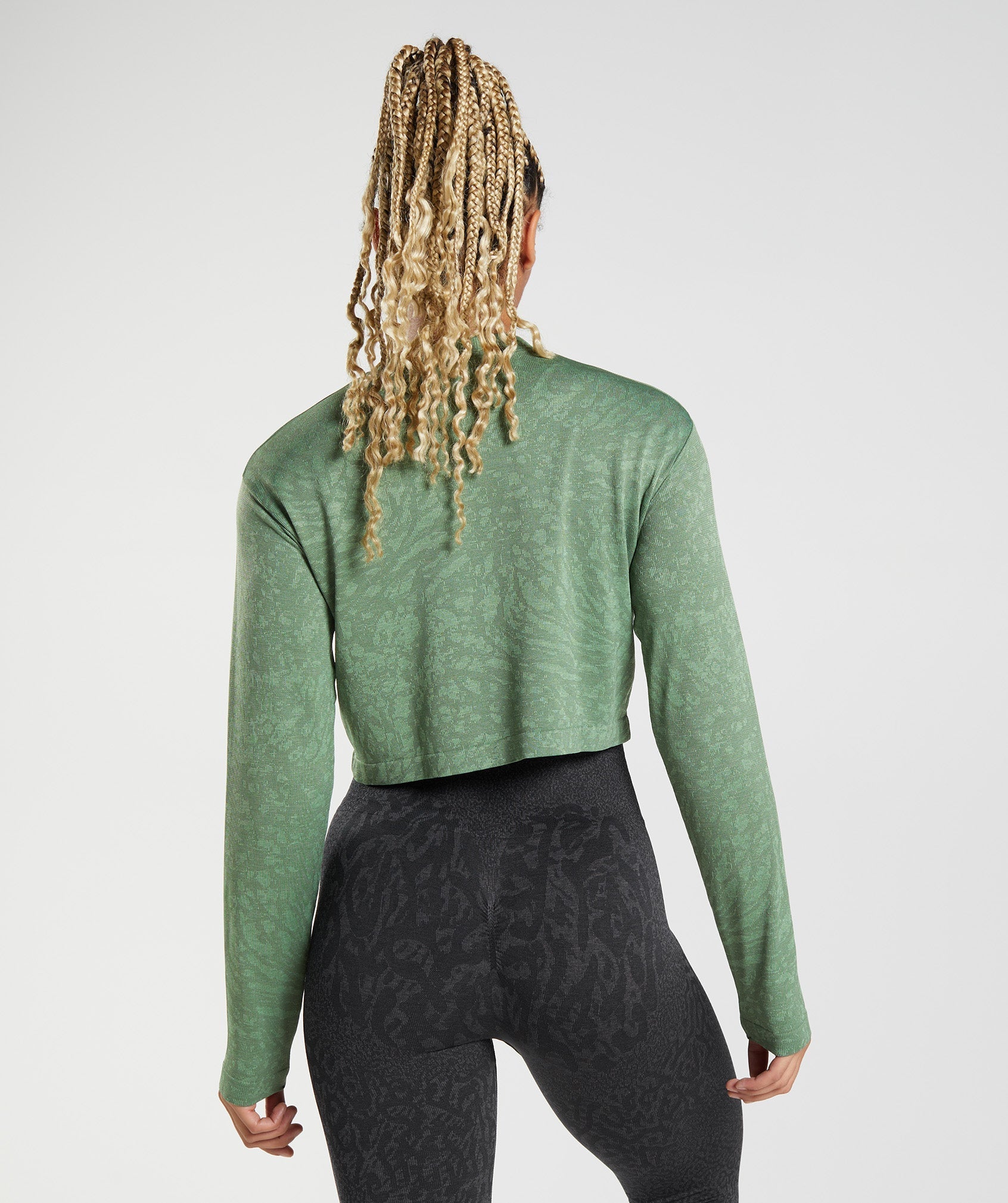 gymshark-adapt-animal-seamless-long-sleeve-top-wild-iguana-green-aw22