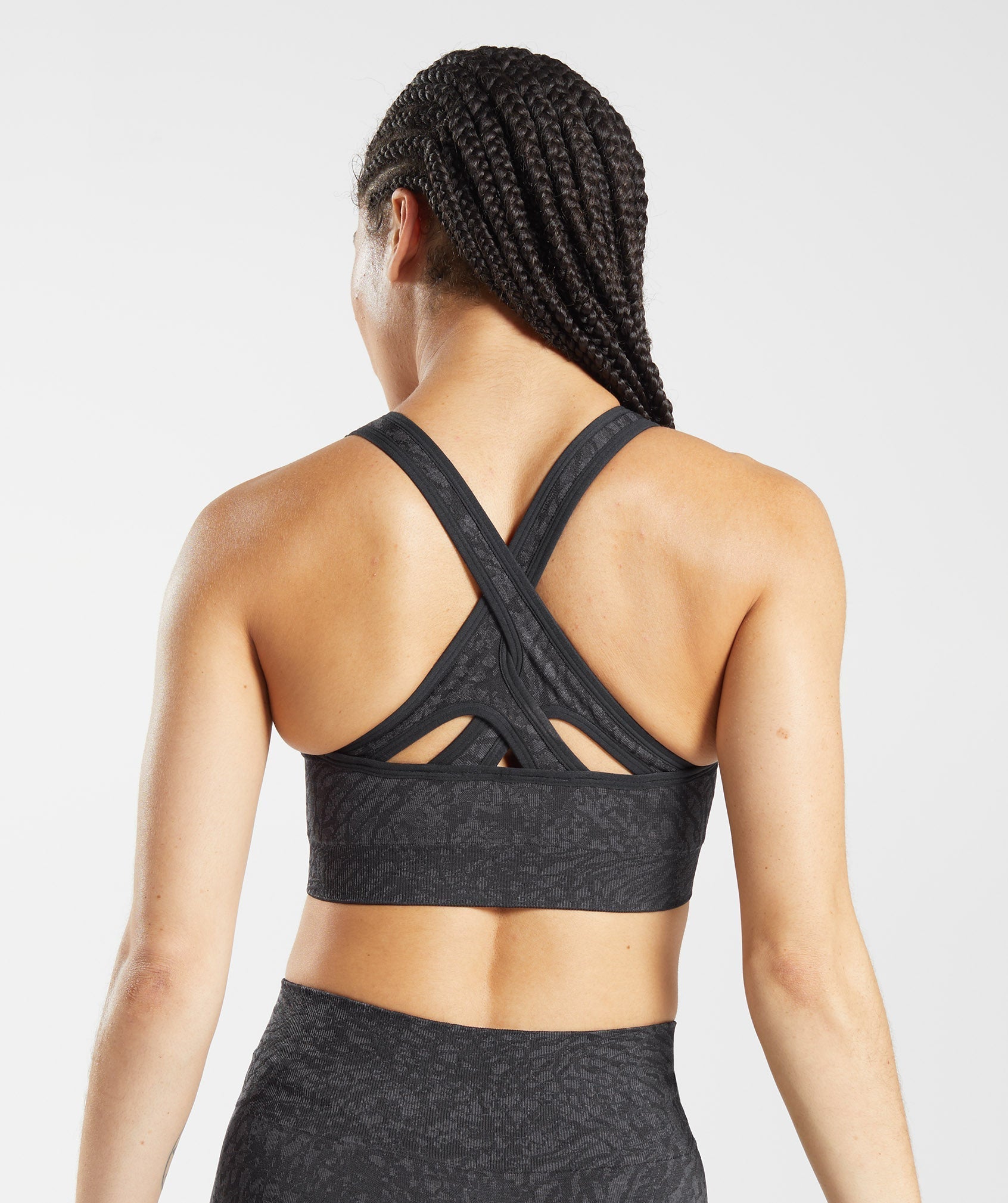 gymshark-adapt-animal-seamless-sports-bra-wild-black-aw22