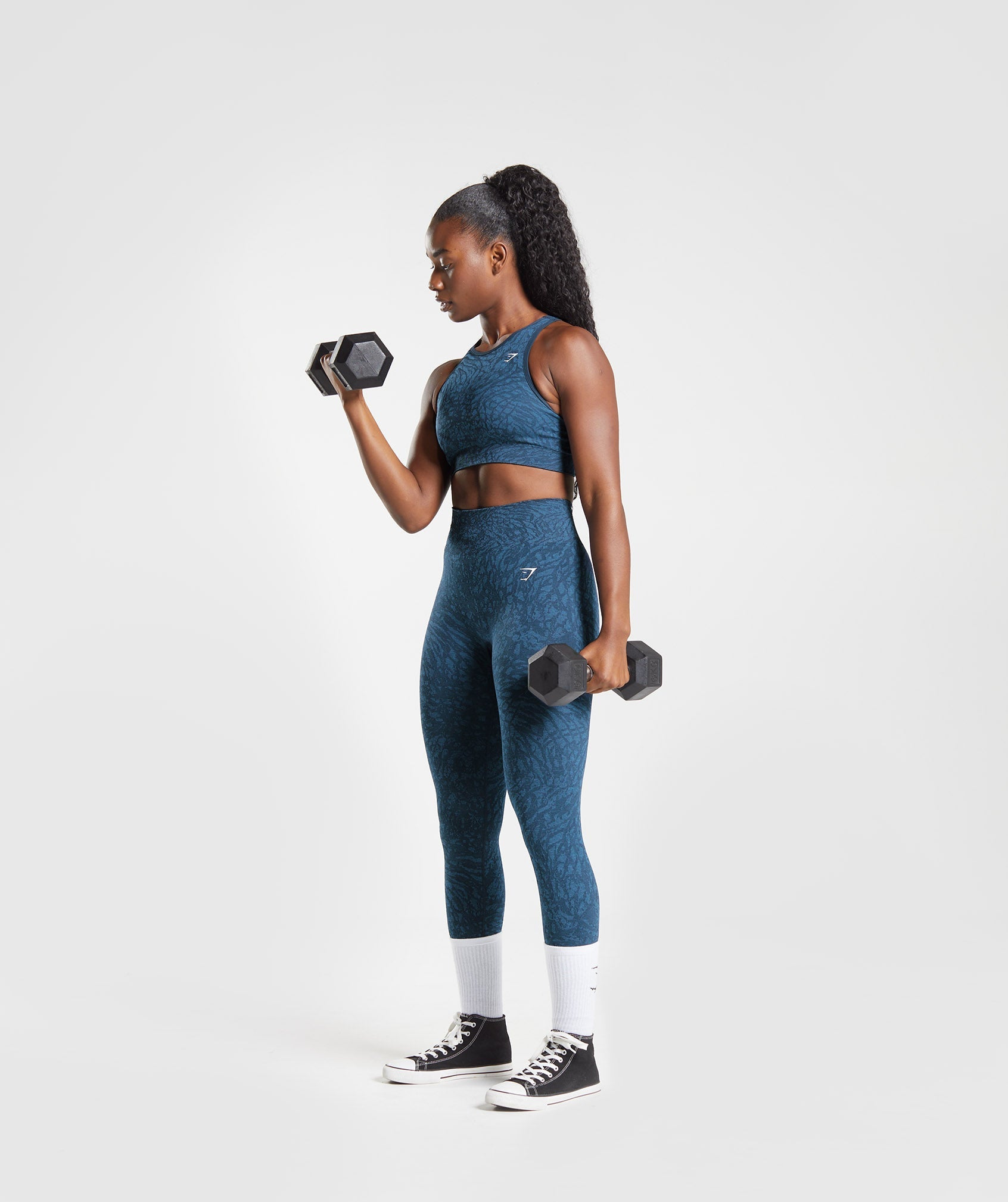 gymshark-adapt-animal-seamless-sports-bra-wild-navy-aw22