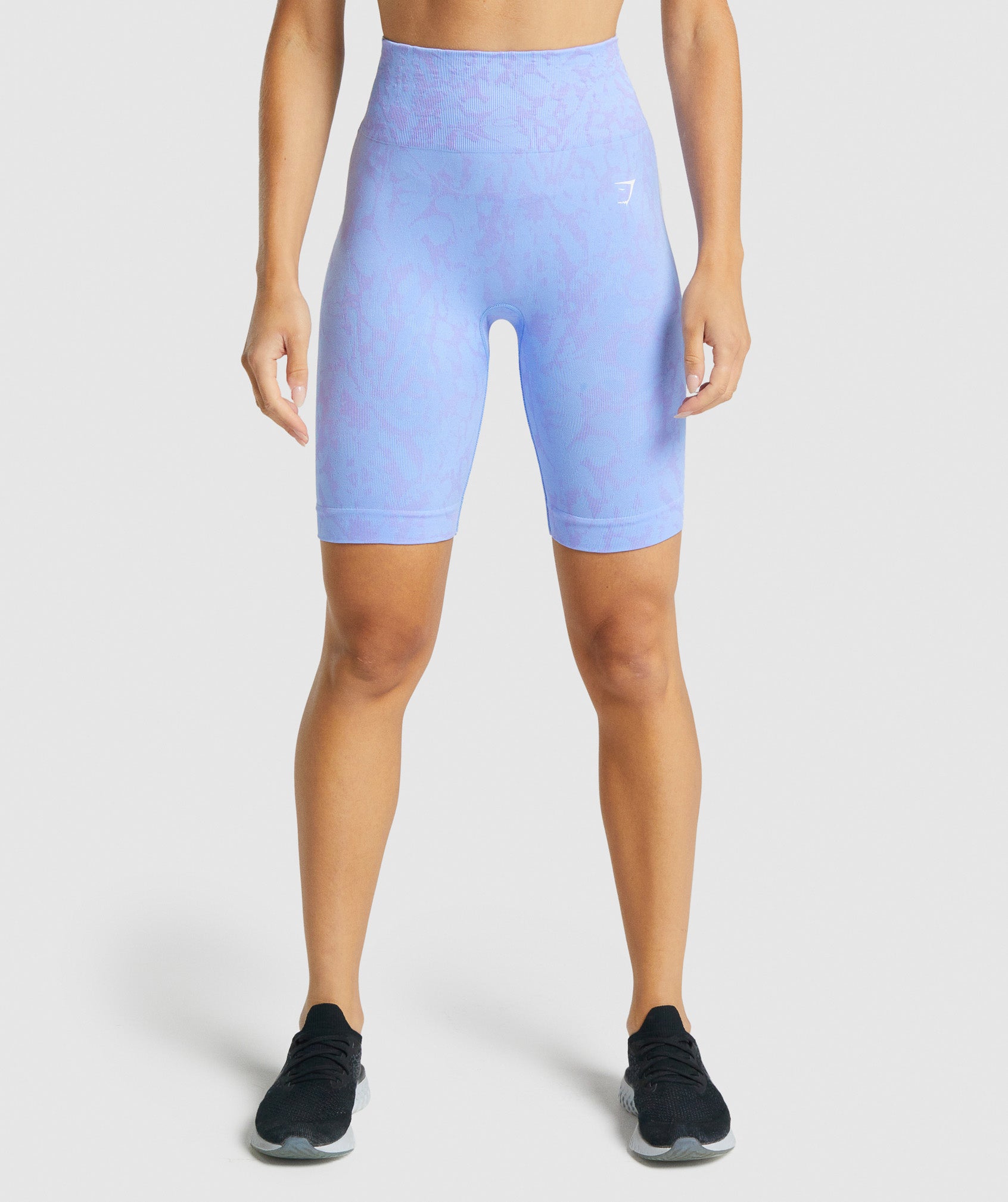 gymshark-adapt-animal-seamless-cycling-shorts-butterfly-light-blue