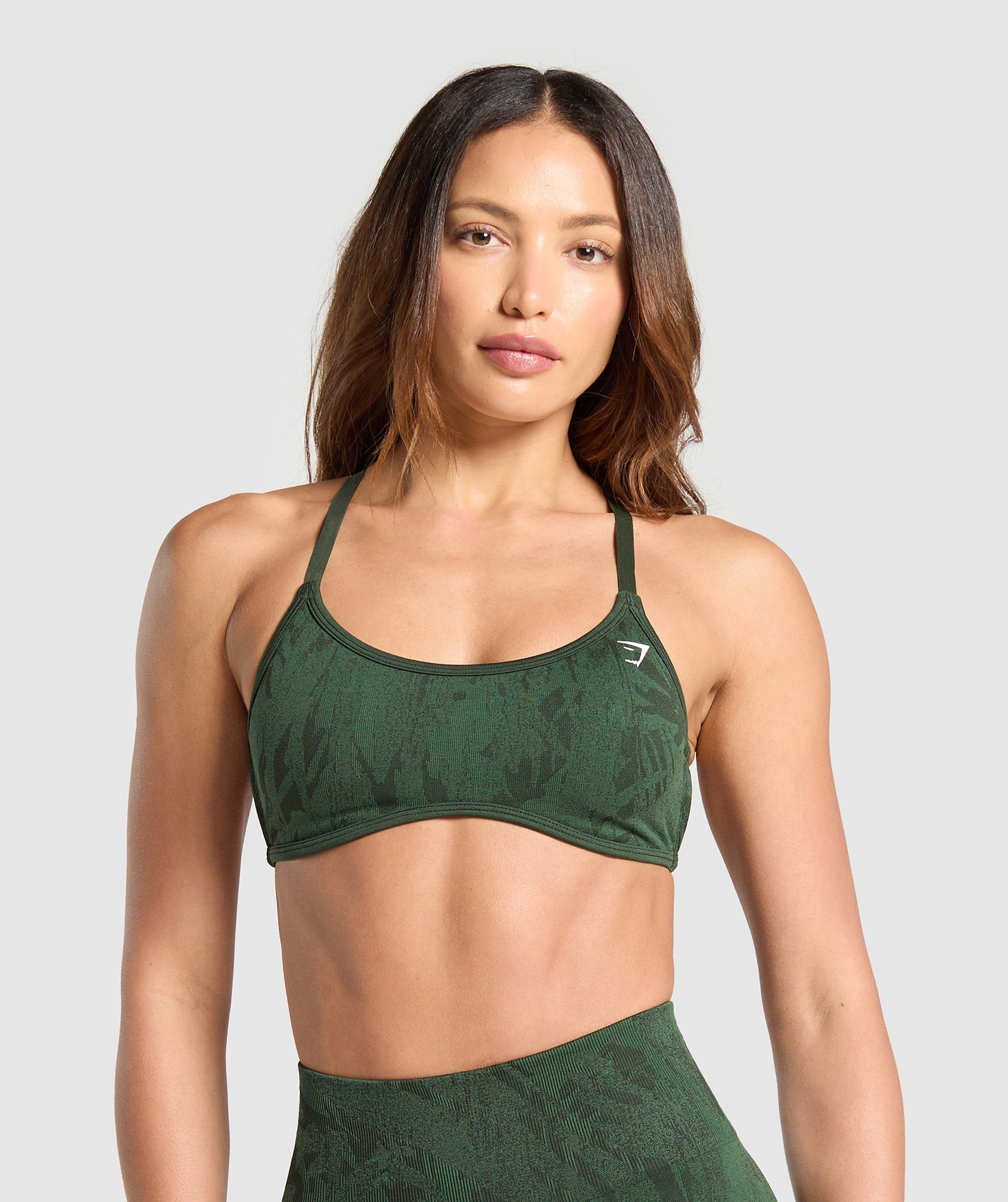 gymshark-adapt-camo-cross-back-sports-bra-trail-green-classic-green-ss25