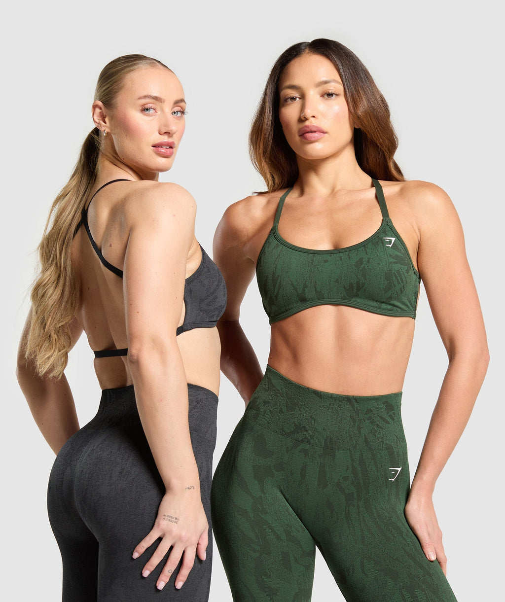 gymshark-adapt-camo-cross-back-sports-bra-asphalt-grey-black-ss25