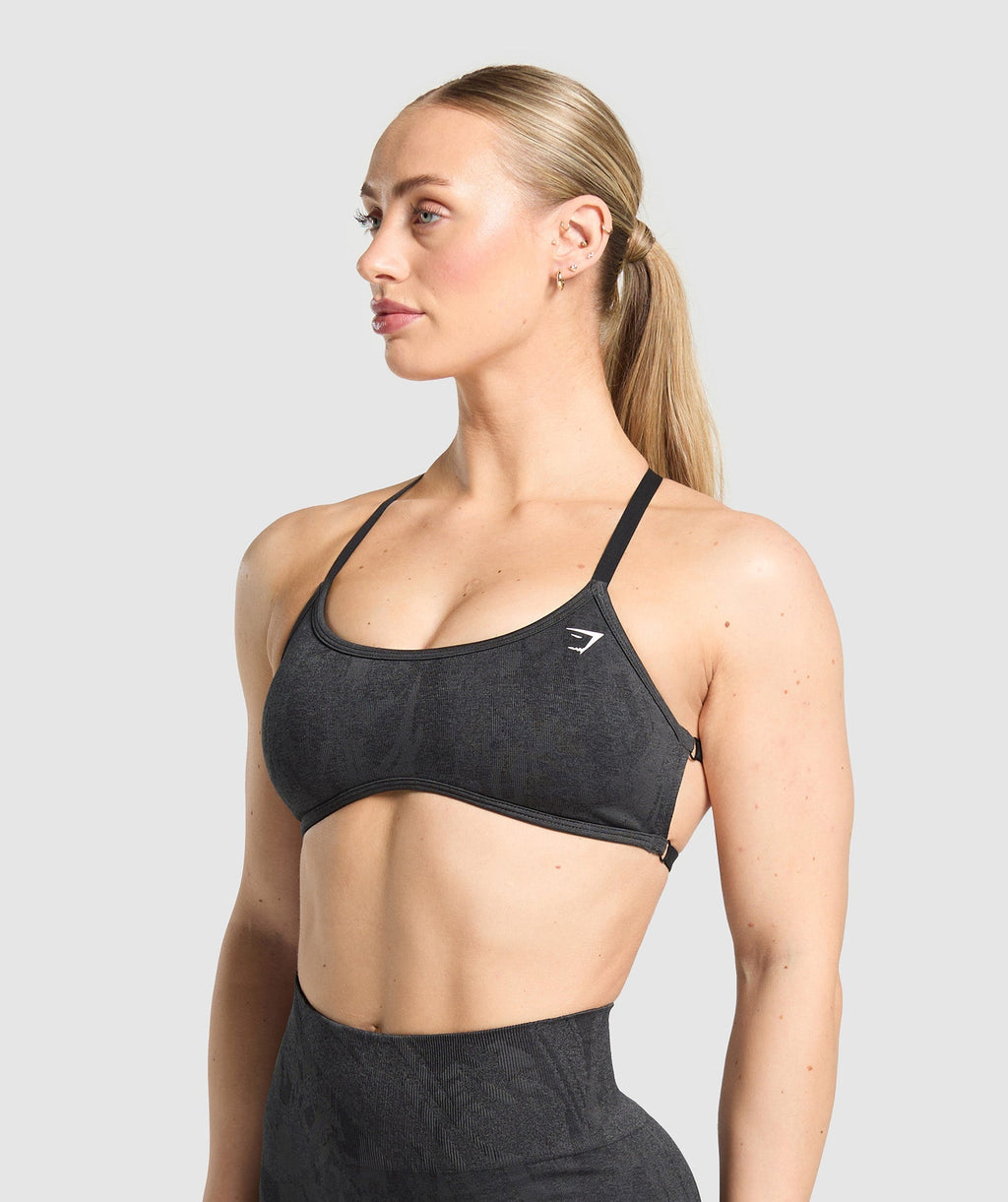 gymshark-adapt-camo-cross-back-sports-bra-asphalt-grey-black-ss25
