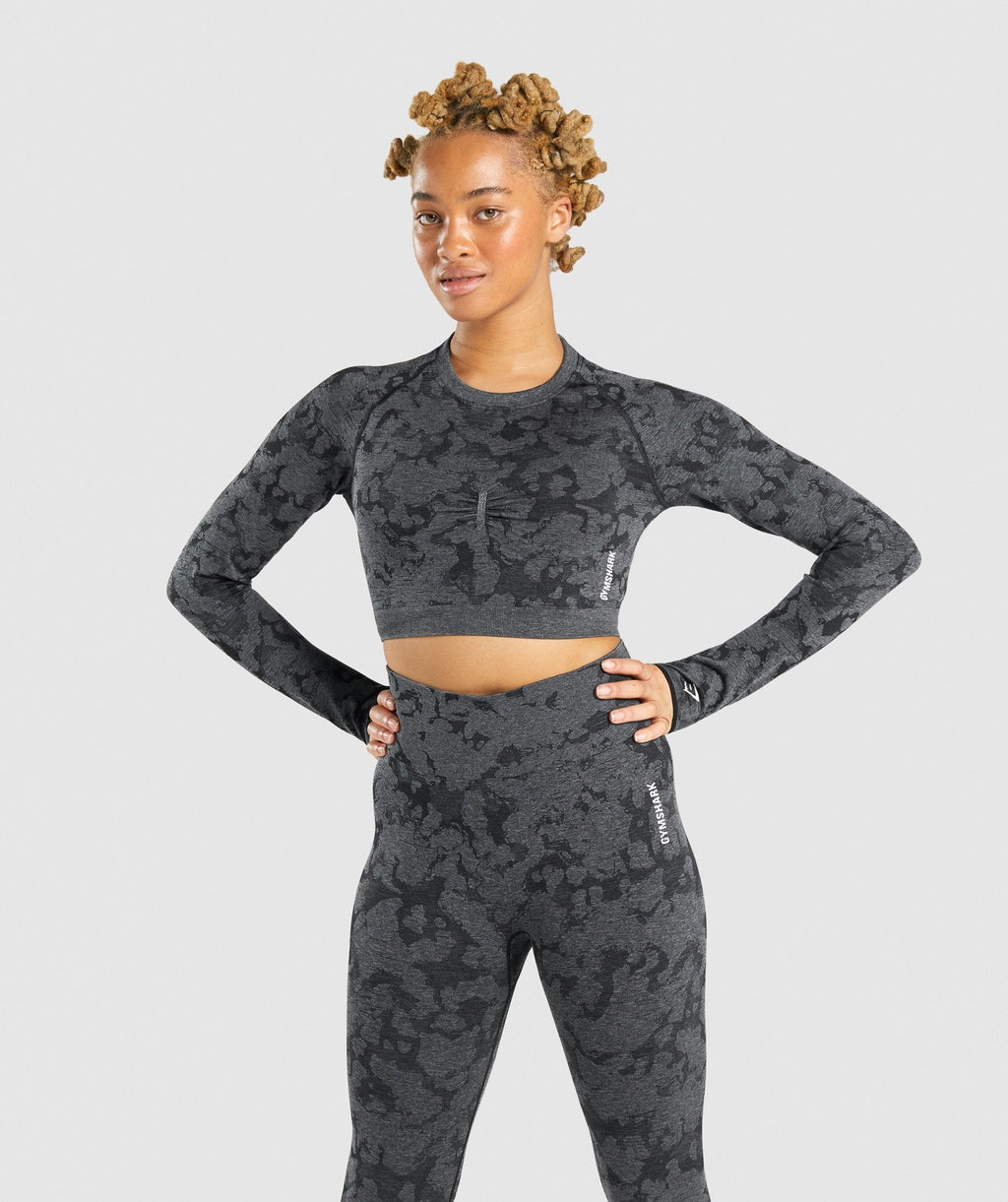 gymshark-adapt-camo-seamless-long-sleeve-crop-top-black