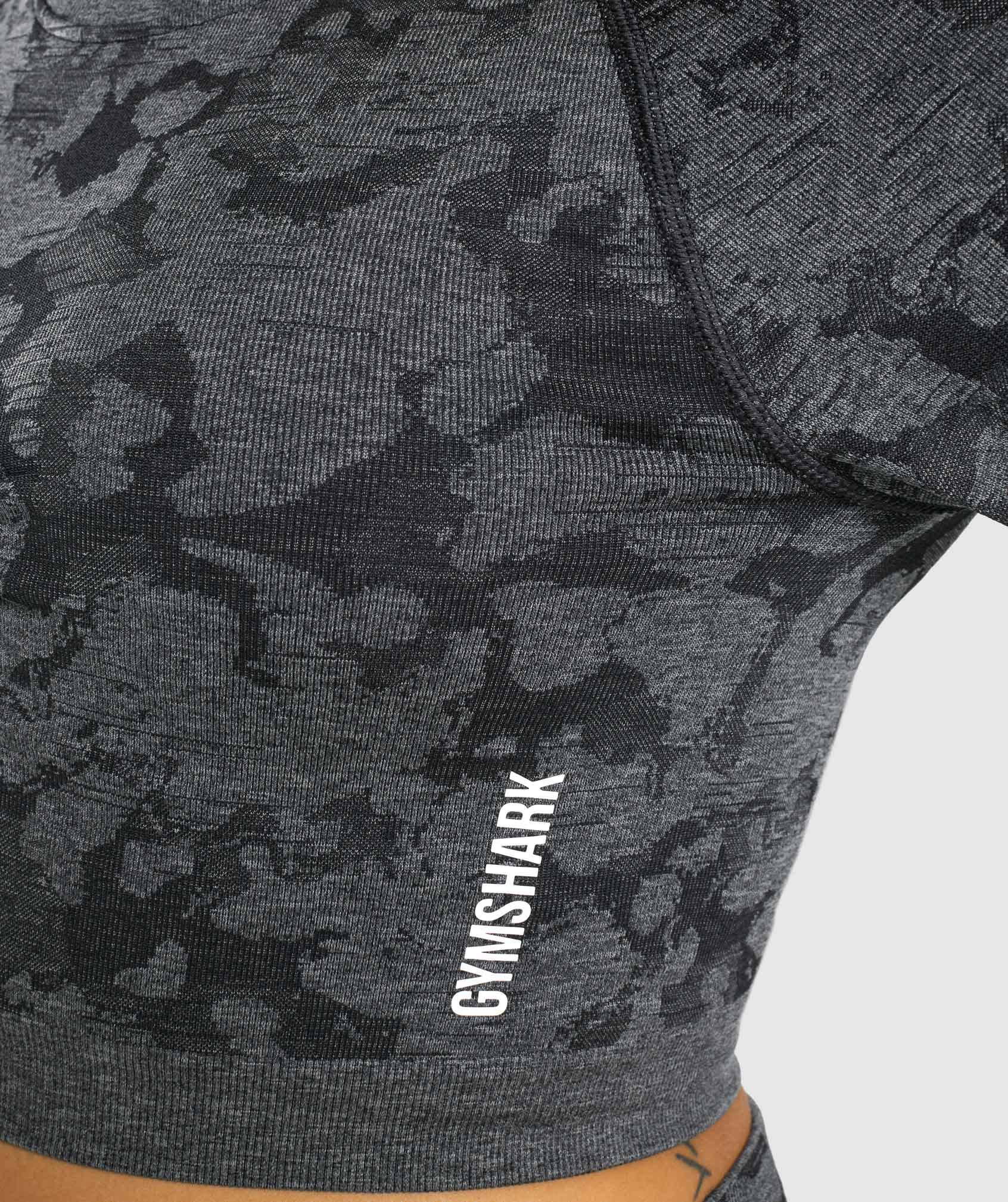 gymshark-adapt-camo-seamless-long-sleeve-crop-top-black