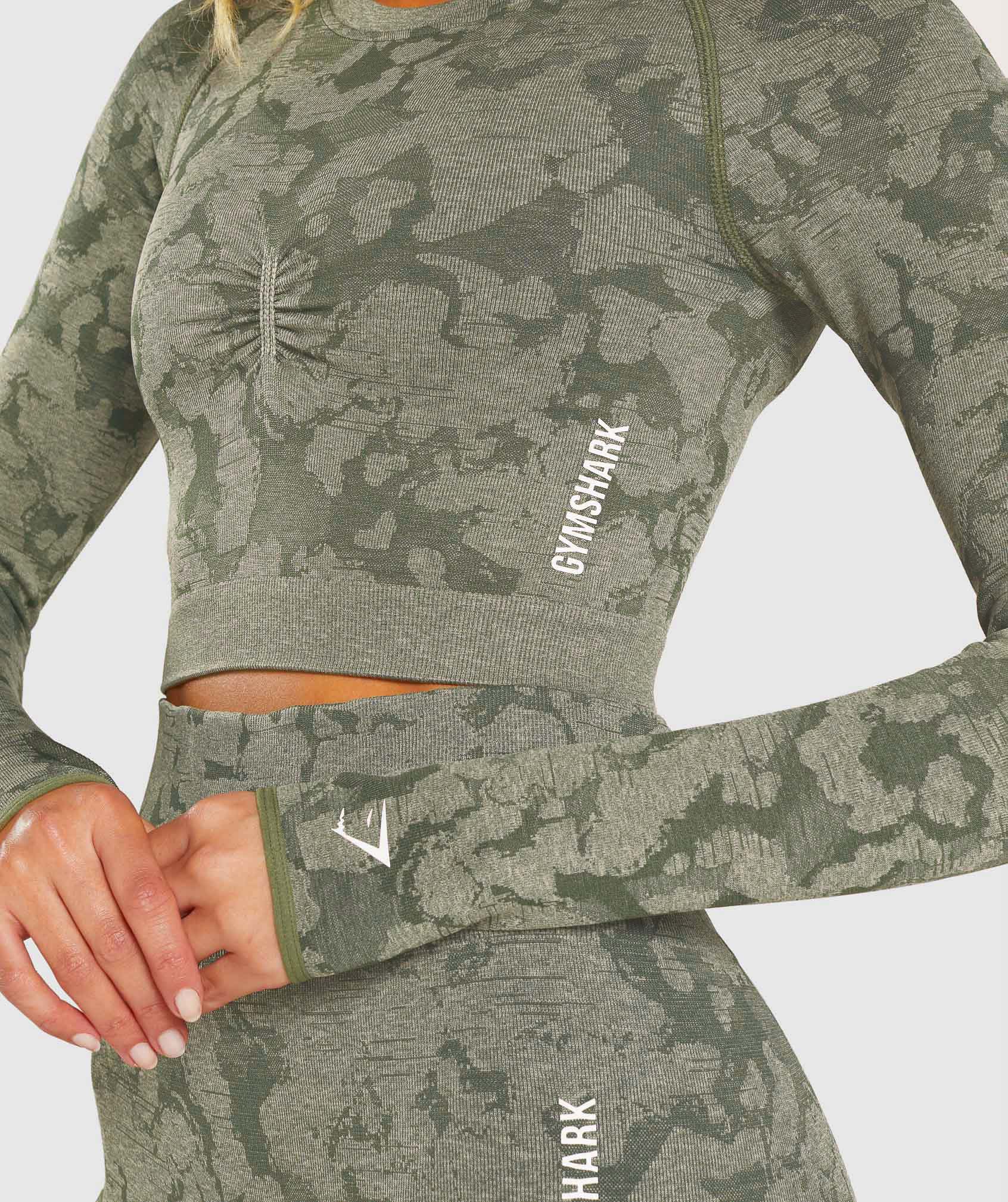 gymshark-adapt-camo-seamless-long-sleeve-crop-top-green