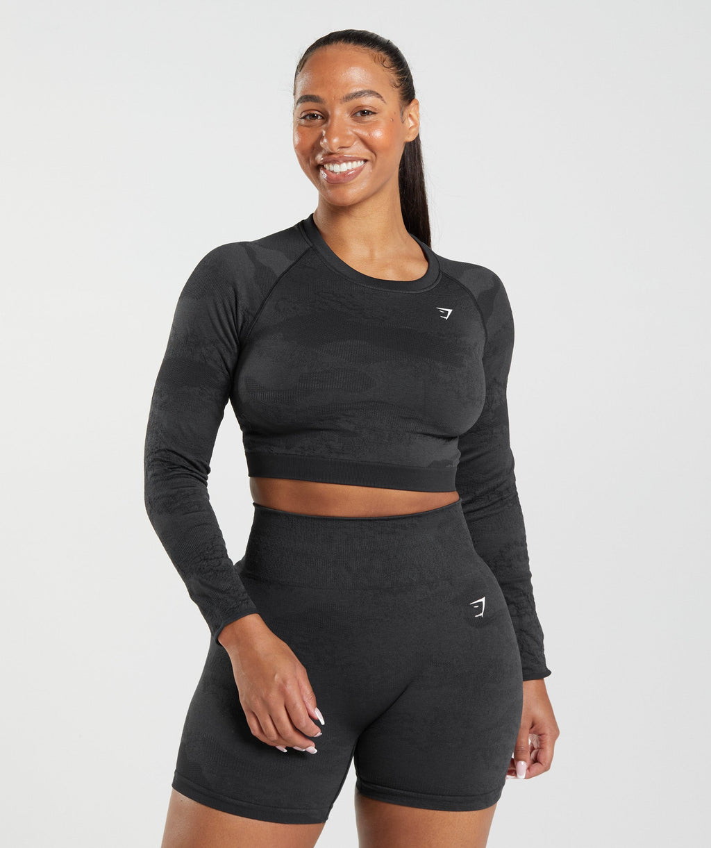 gymshark-adapt-camo-seamless-lace-back-top-black-onyx-grey-aw22
