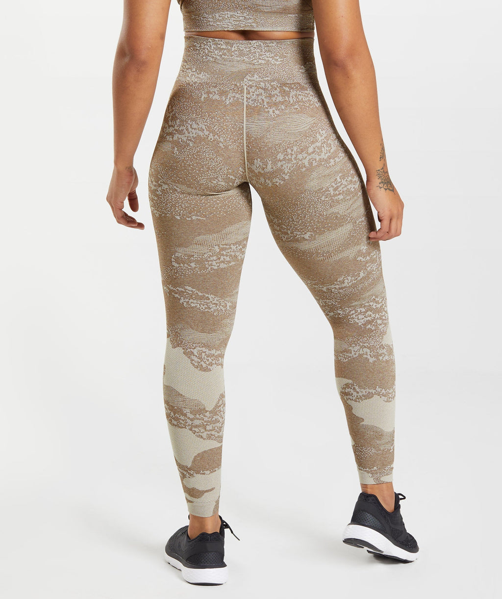 gymshark-adapt-camo-seamless-leggings-pebble-grey-soul-brown-aw22