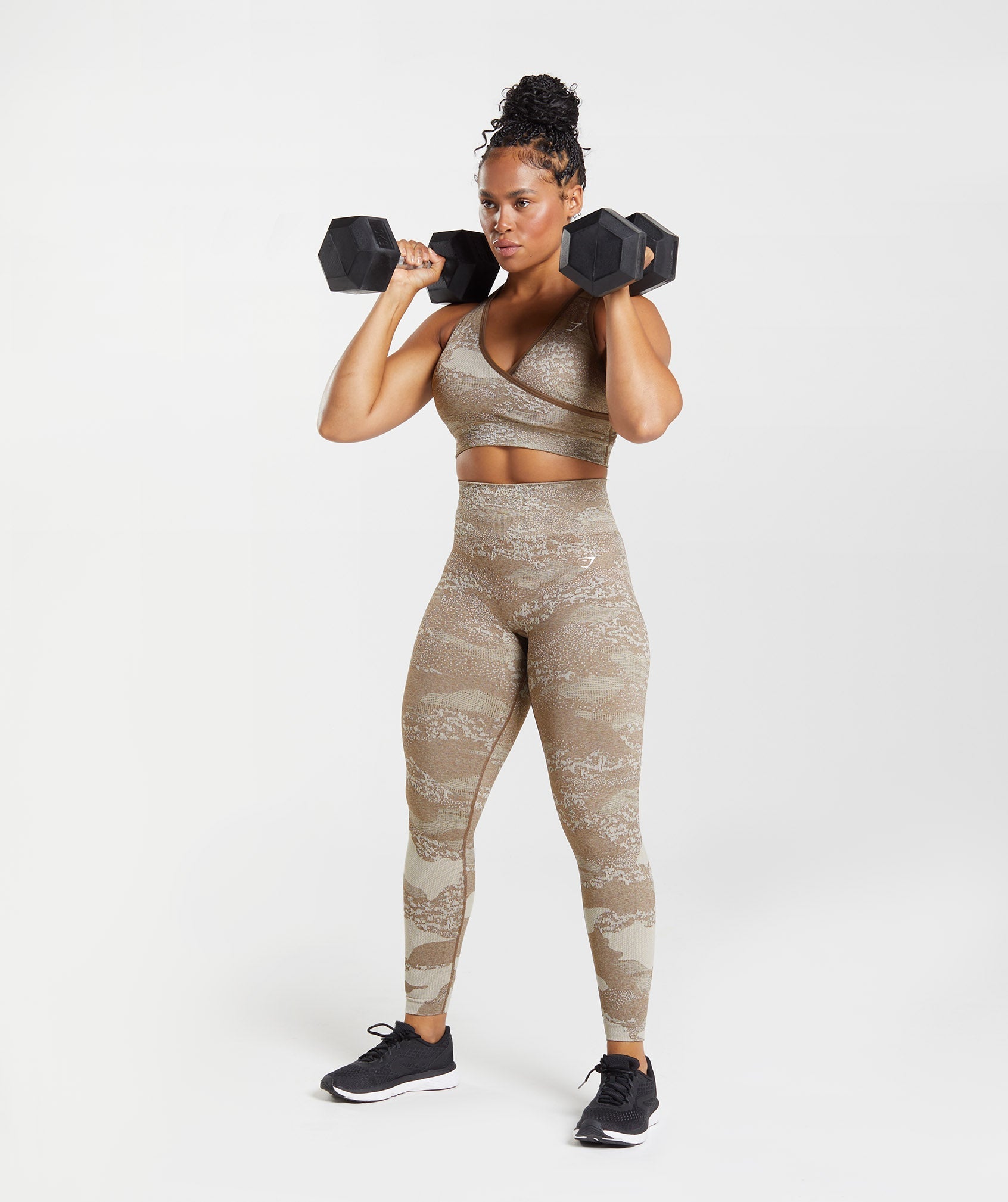 gymshark-adapt-camo-seamless-leggings-pebble-grey-soul-brown-aw22