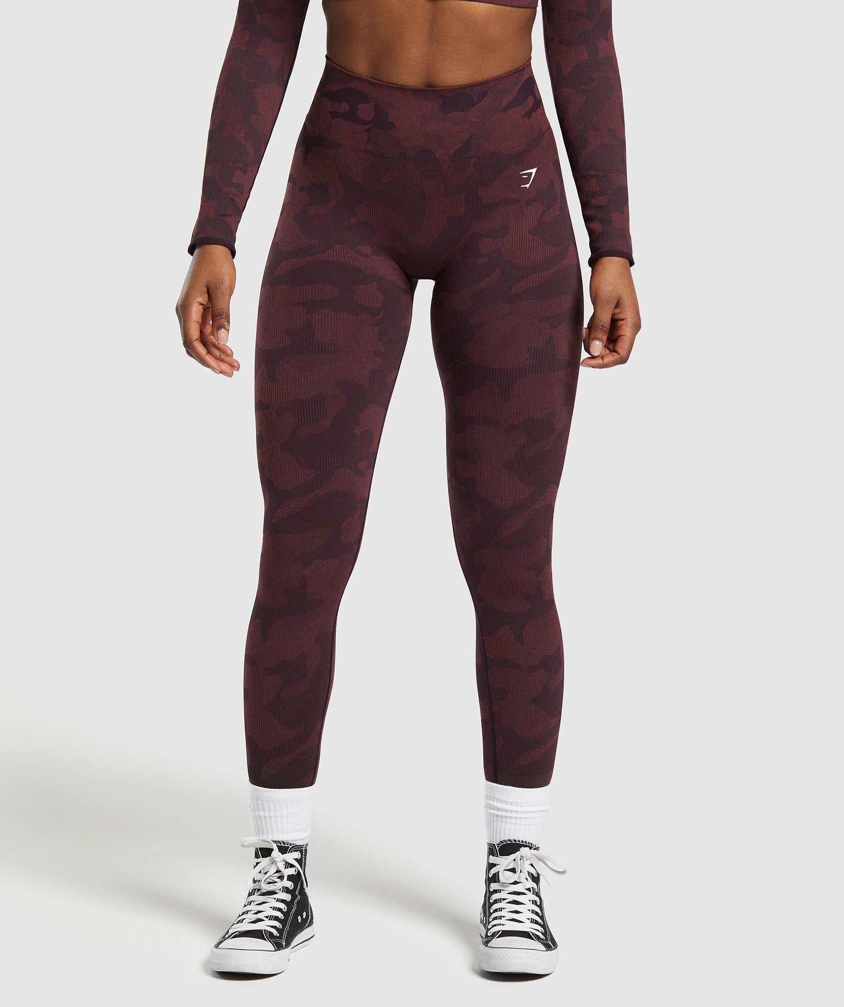 gymshark-adapt-camo-seamless-leggings-plum-brown-burgundy-brown-ss24