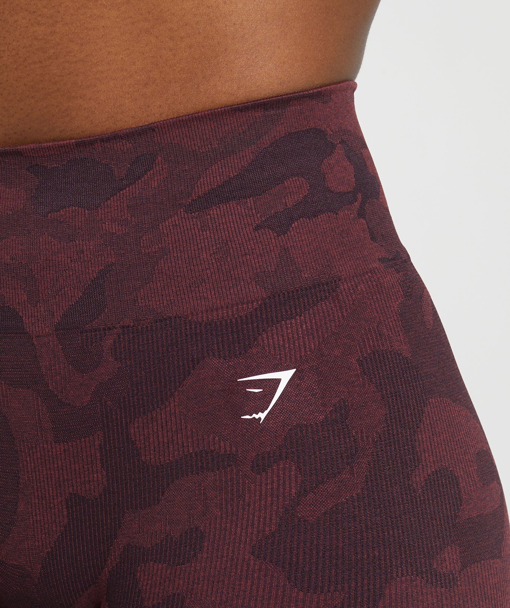 gymshark-adapt-camo-seamless-leggings-plum-brown-burgundy-brown-ss24
