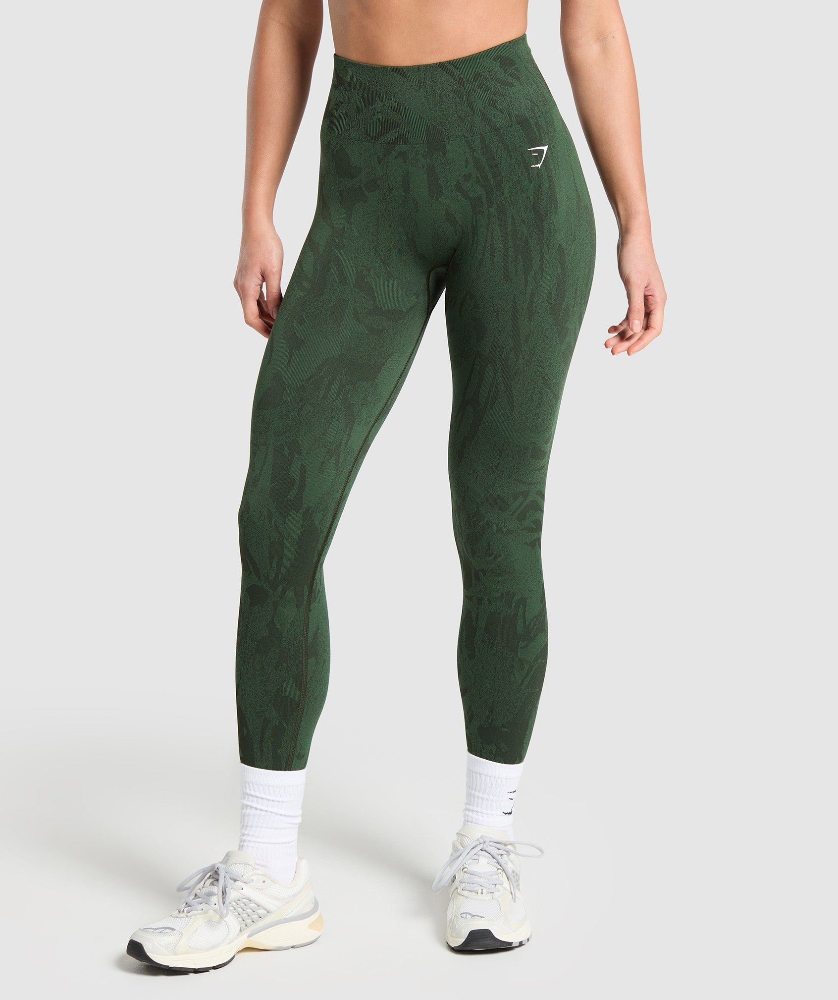gymshark-adapt-camo-seamless-leggings-green-ss25