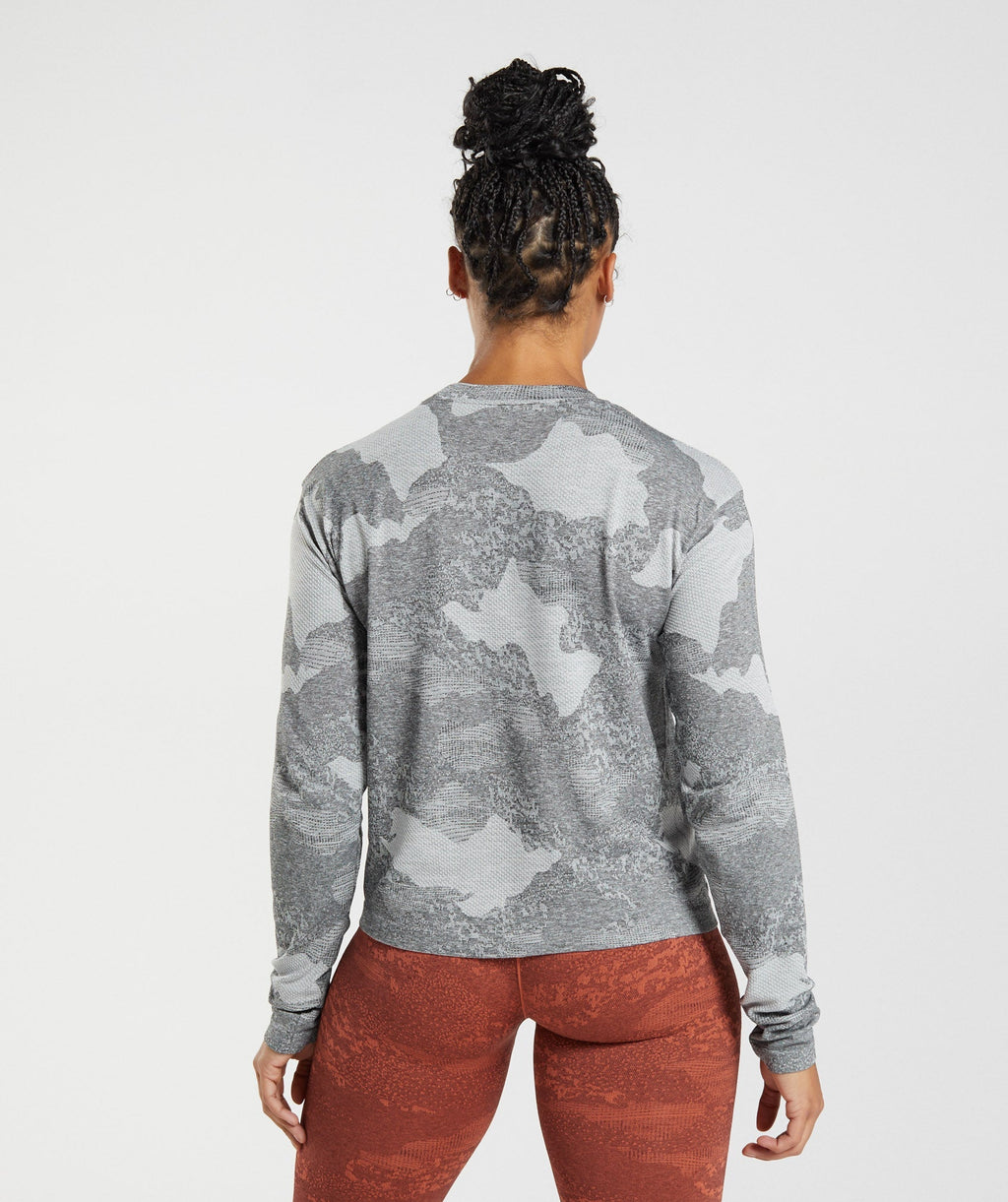gymshark-adapt-camo-seamless-long-sleeve-top-light-grey-black-aw22