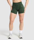 gymshark-adapt-camo-seamless-shorts-trail-green-classic-green-ss25