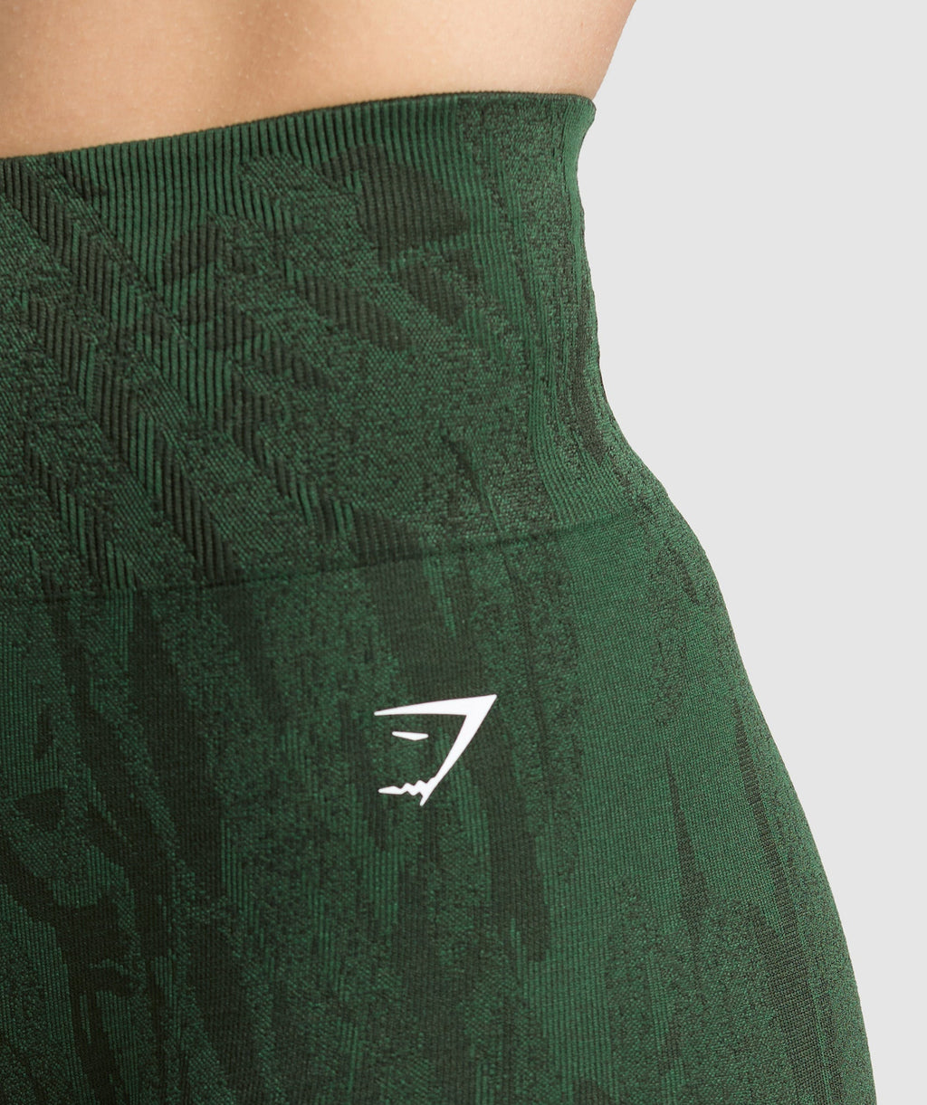 gymshark-adapt-camo-seamless-shorts-trail-green-classic-green-ss25