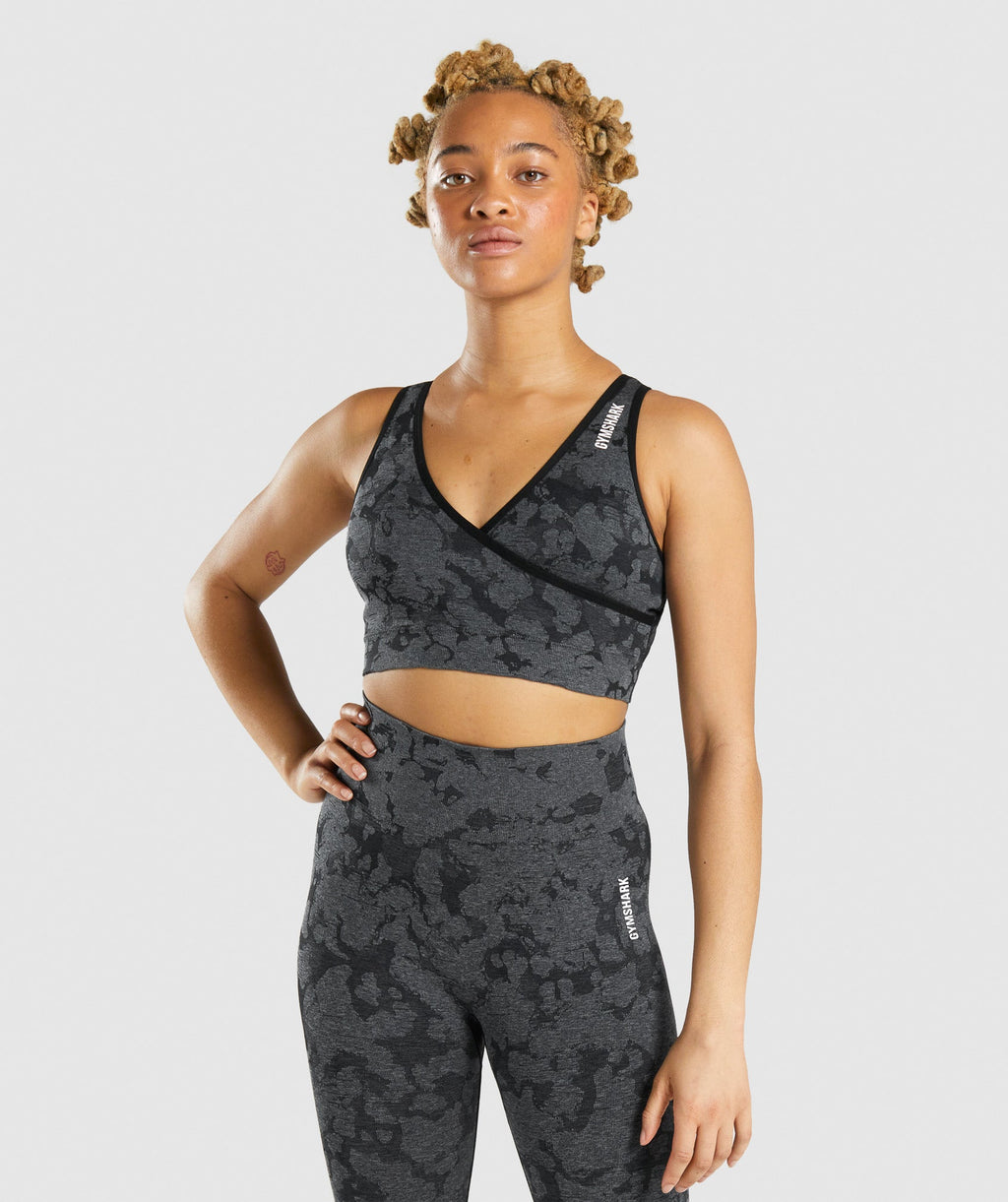 gymshark-adapt-camo-seamless-sports-bra-black