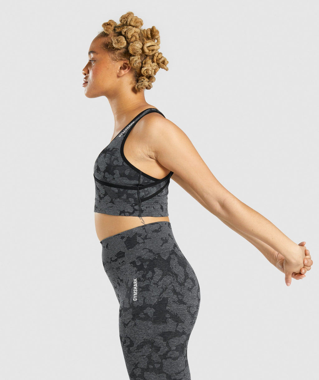 gymshark-adapt-camo-seamless-sports-bra-black
