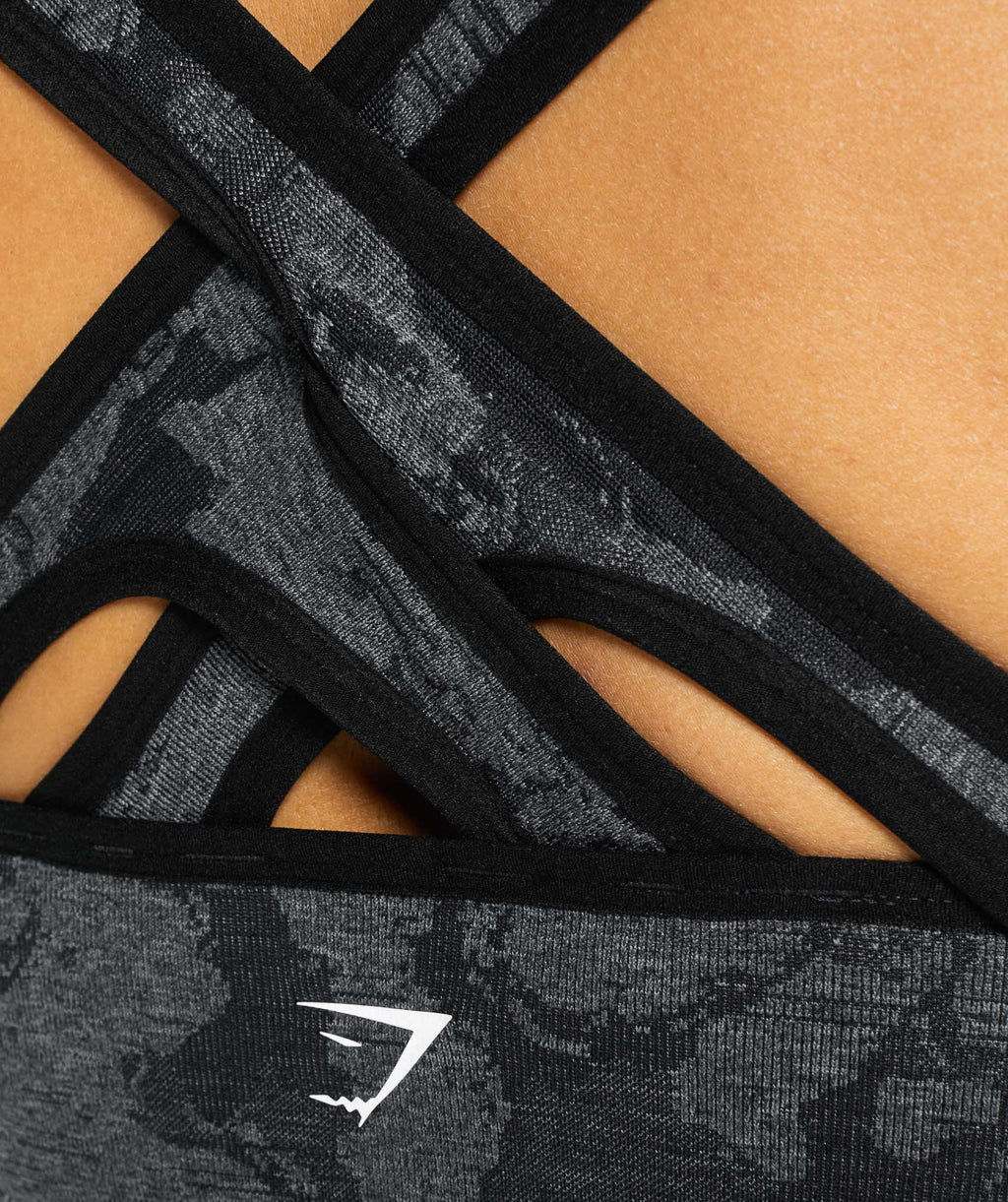 gymshark-adapt-camo-seamless-sports-bra-black