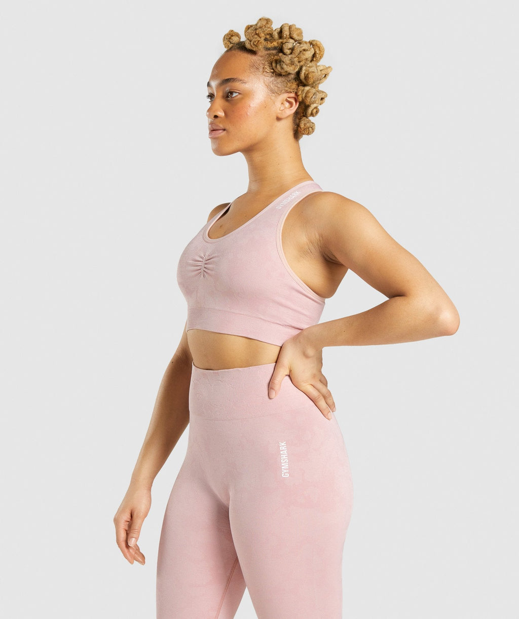 gymshark-adapt-camo-seamless-racer-back-sports-bra-light-pink