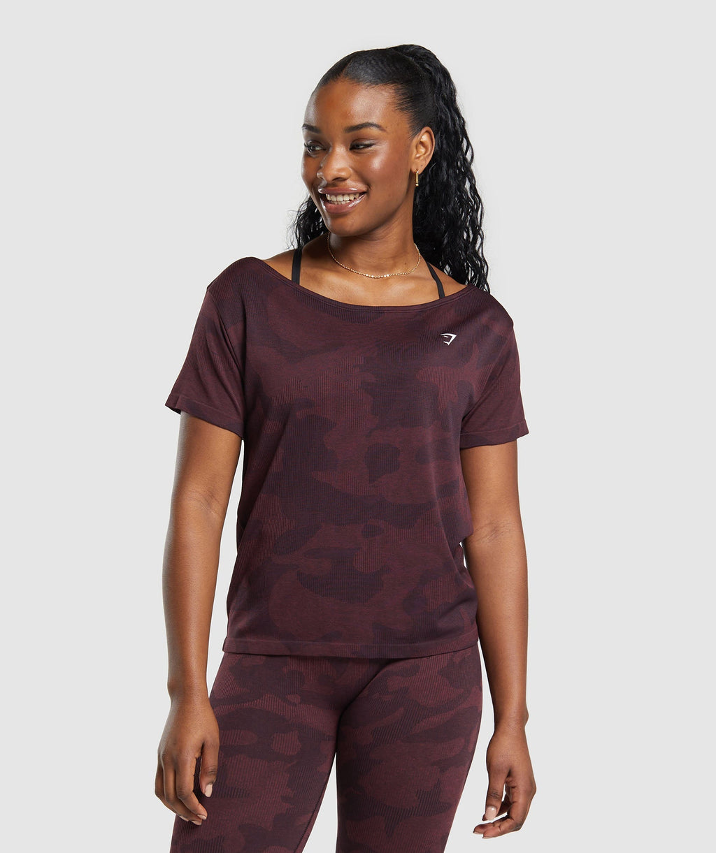 gymshark-adapt-camo-seamless-t-shirt-plum-brown-burgundy-brown-ss24