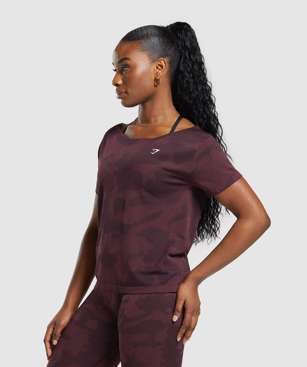 gymshark-adapt-camo-seamless-t-shirt-plum-brown-burgundy-brown-ss24