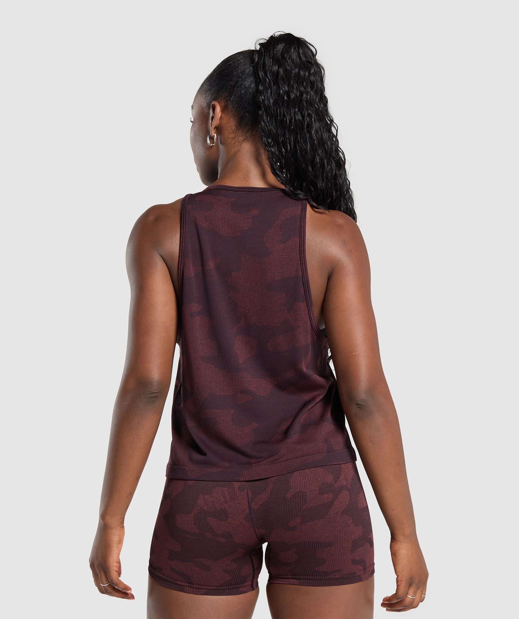 gymshark-adapt-camo-seamless-tank-plum-brown-burgundy-brown-ss24