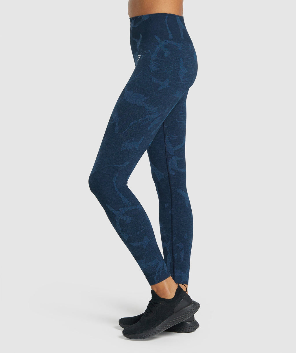 gymshark-adapt-camo-seamless-leggings-savanna-navy-aw21