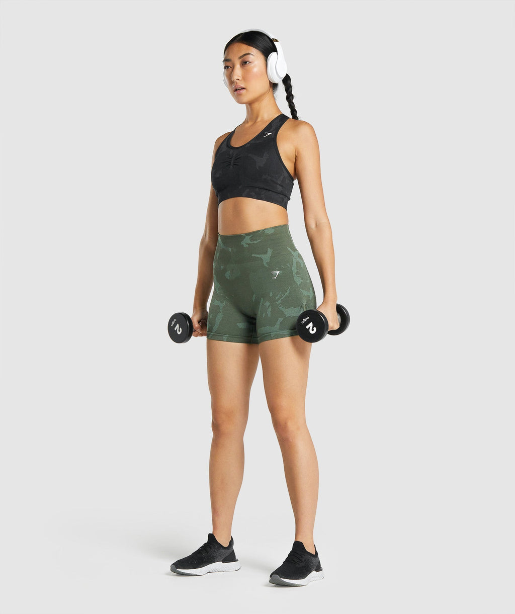 gymshark-adapt-camo-seamless-shorts-savanna-green-aw21