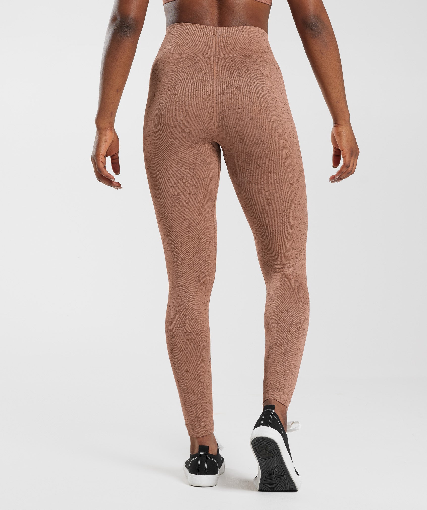 gymshark-adapt-fleck-seamless-leggings-sandstone-brown-ss23