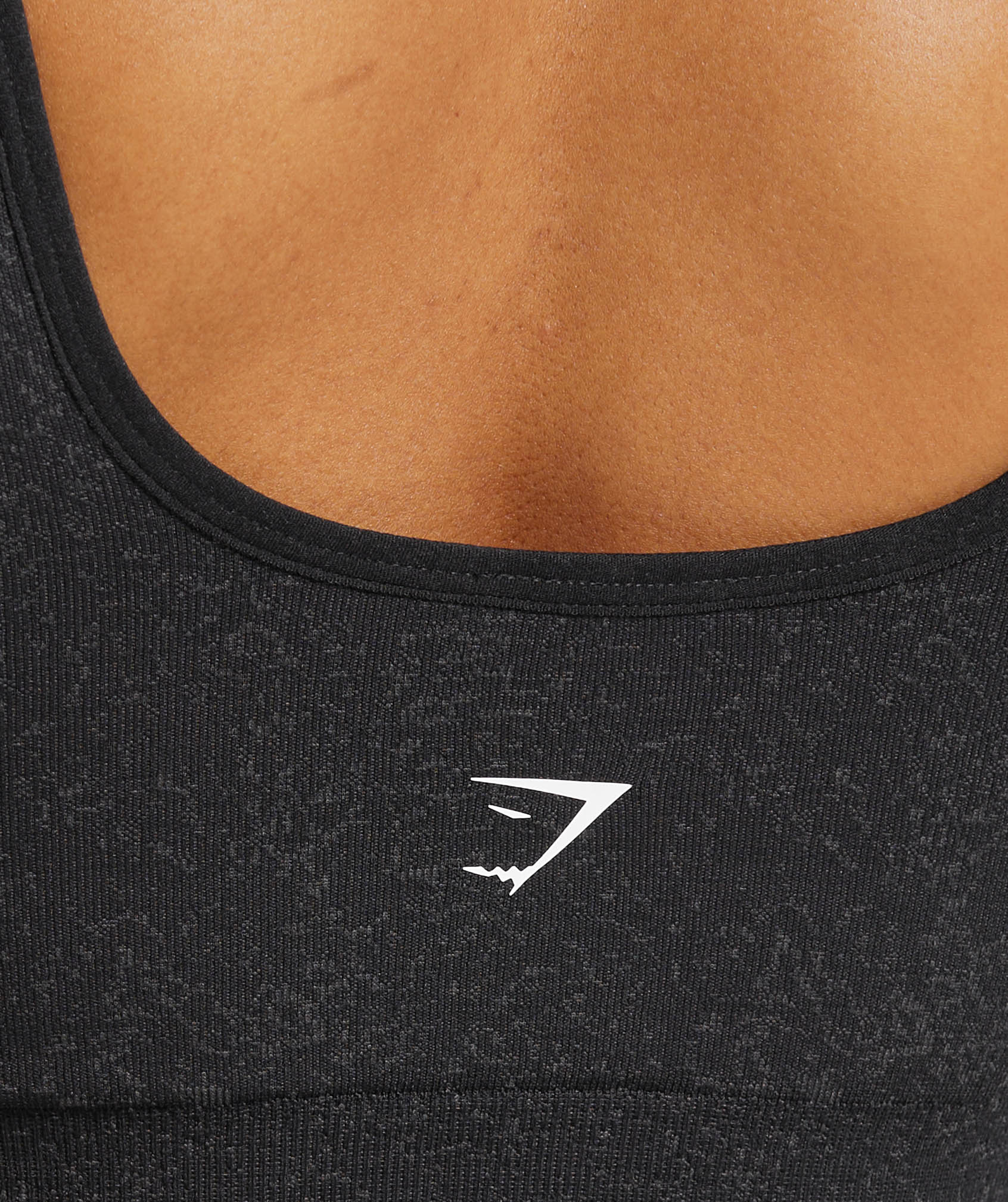 gymshark-adapt-fleck-sports-bra-black-smokey-grey-aw24