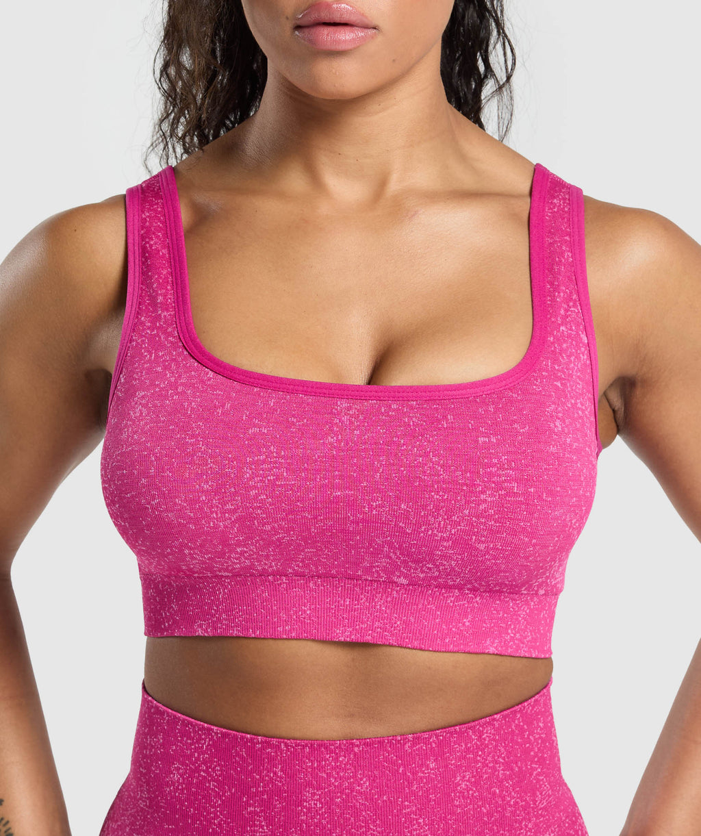 gymshark-adapt-fleck-sports-bra-winning-pink-sour-pink-ss25
