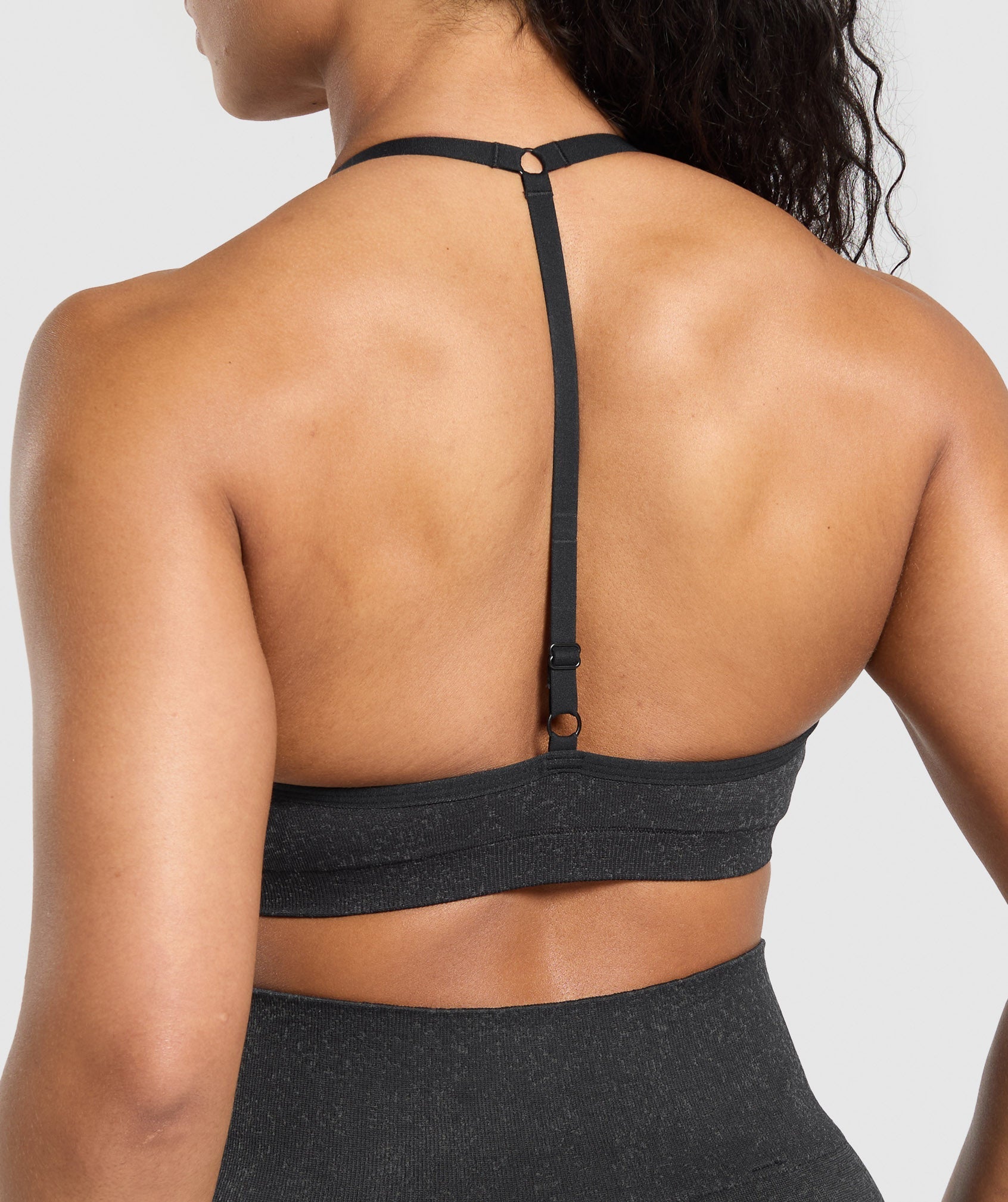 gymshark-adapt-fleck-t-back-bra-black-ss25